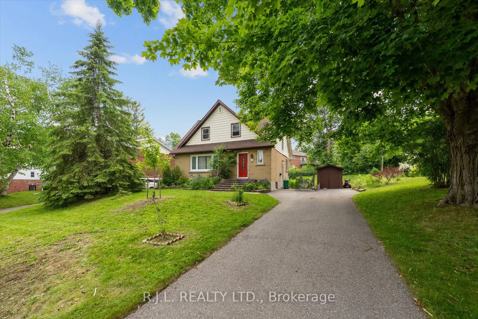 83 Greenhill Drive