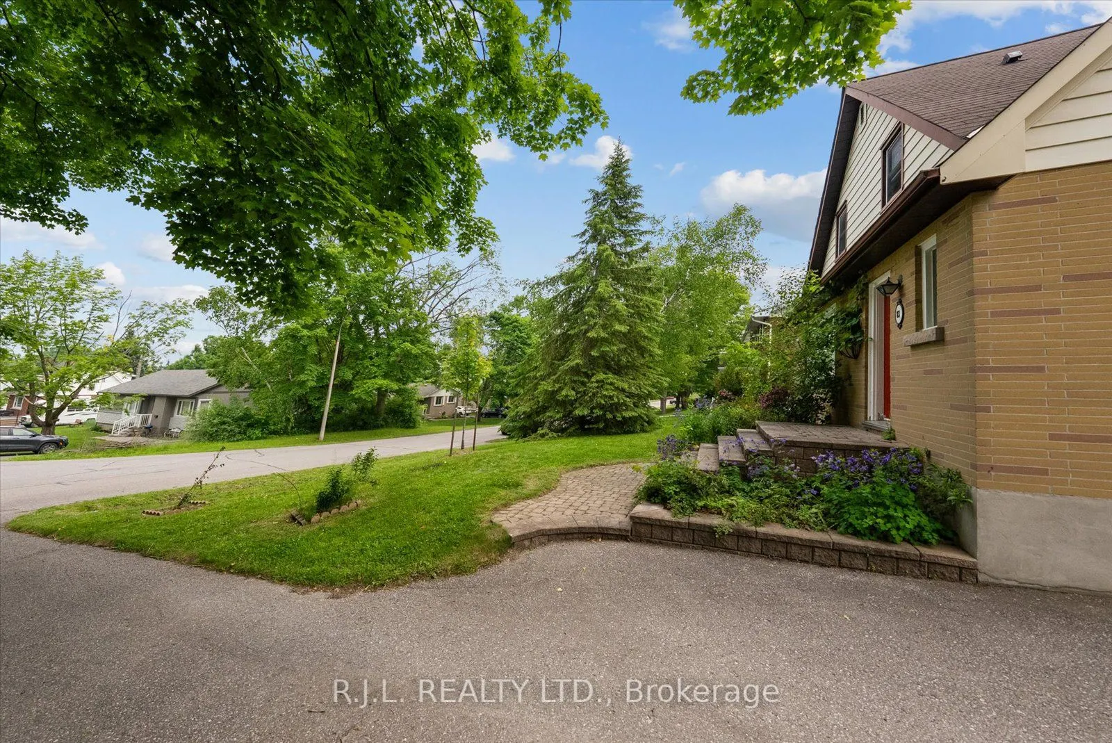 83 Greenhill Drive