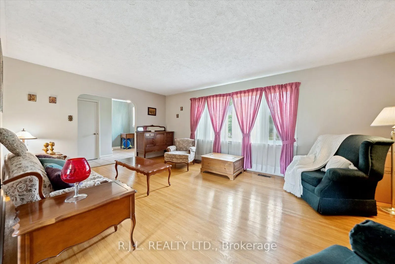 83 Greenhill Drive