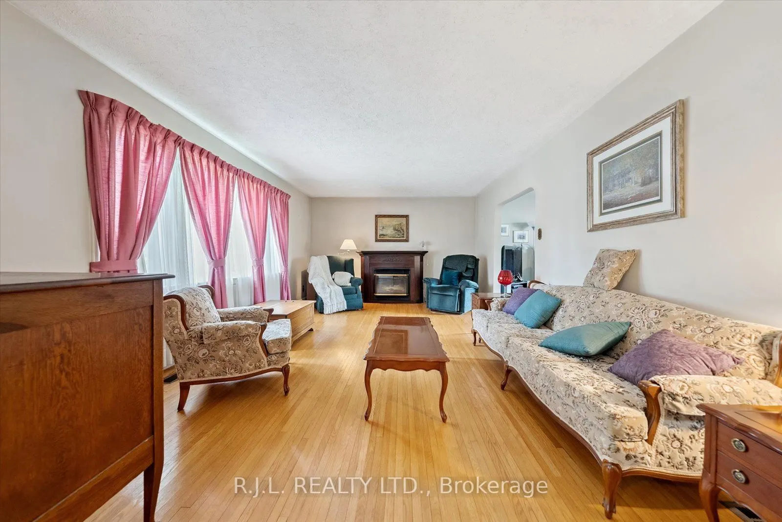 83 Greenhill Drive