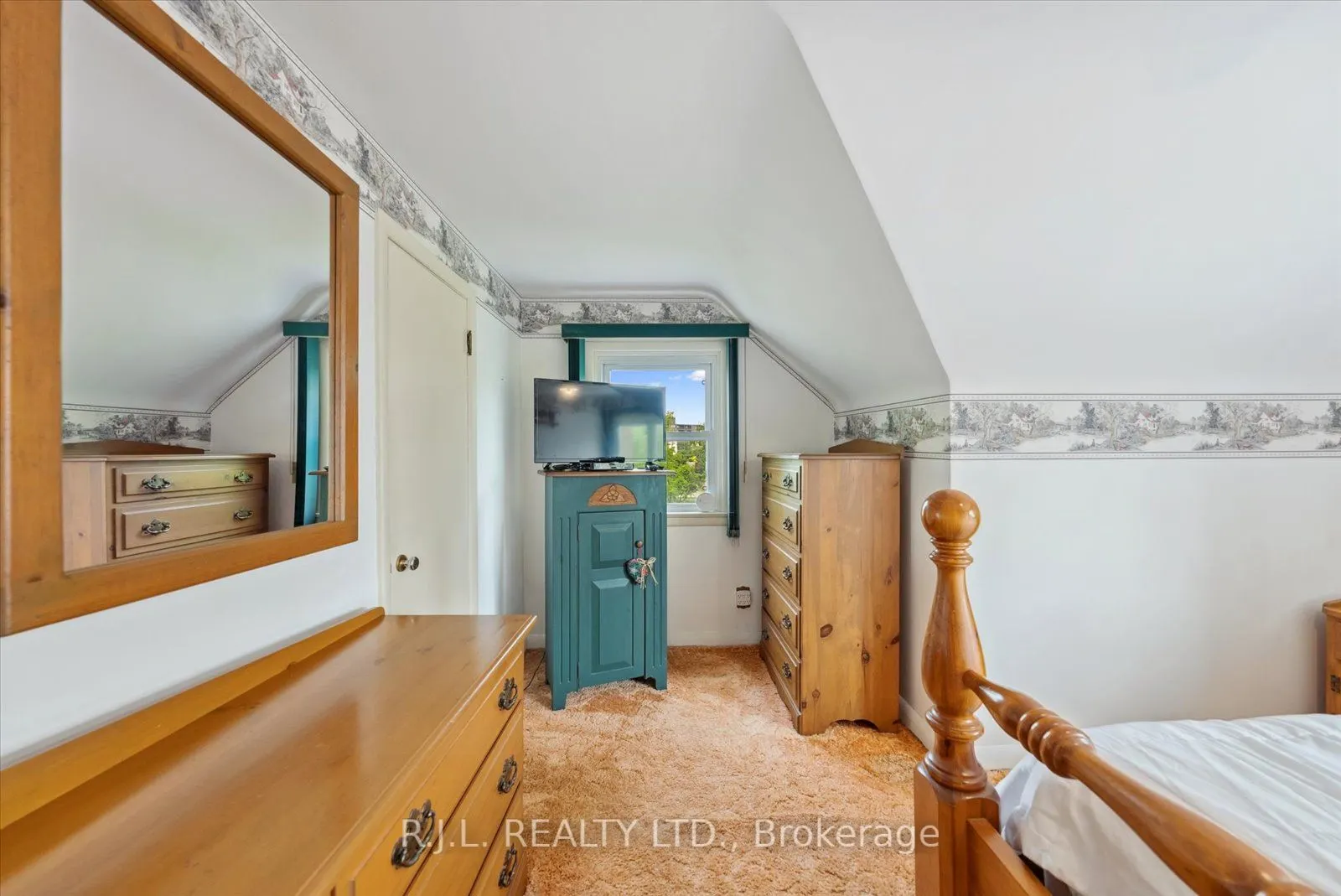 83 Greenhill Drive