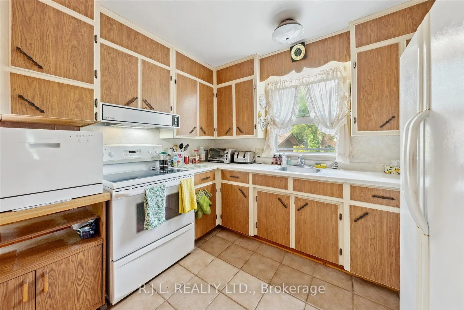 83 Greenhill Drive