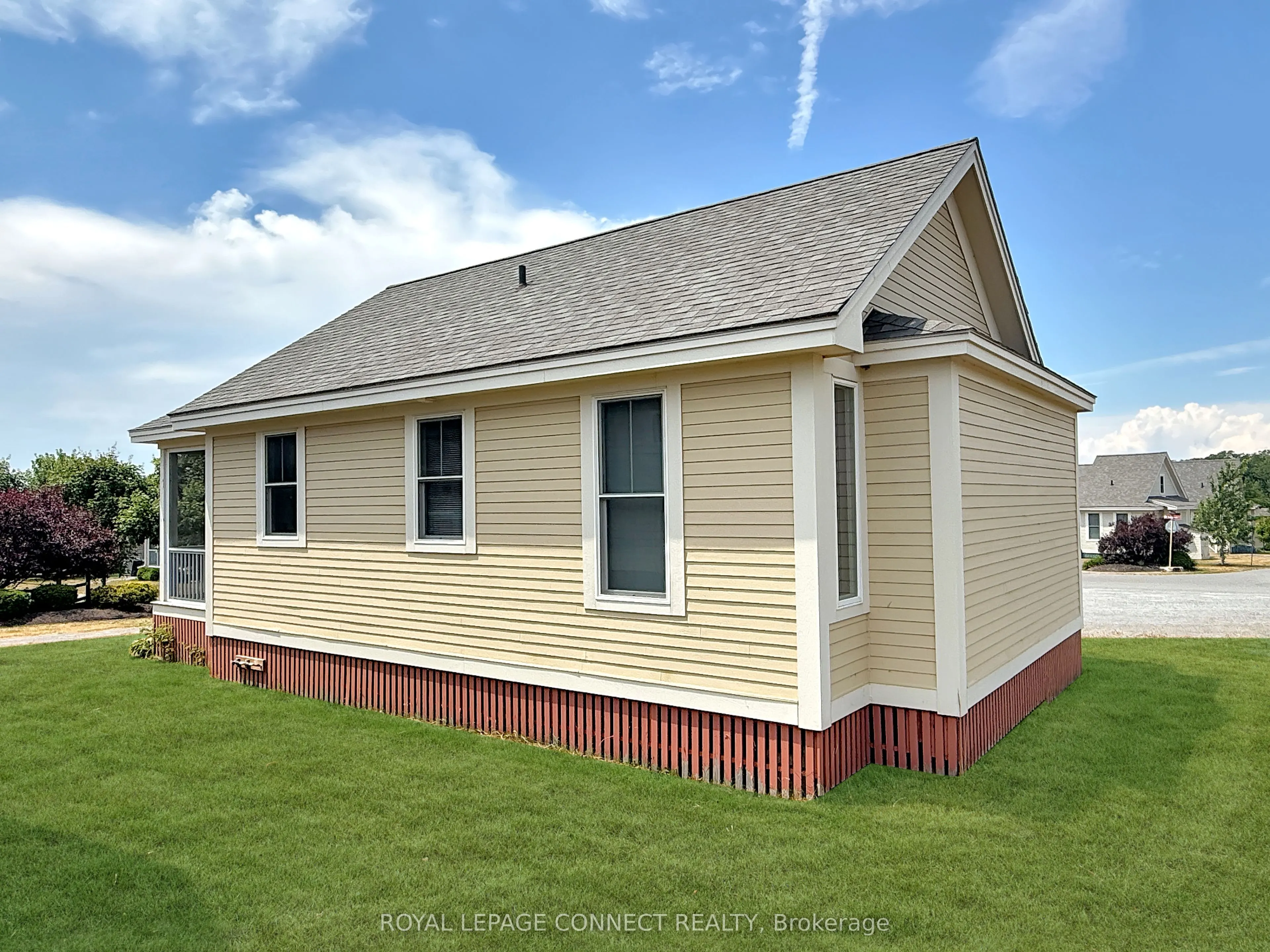 13 Butternut Lane, #27