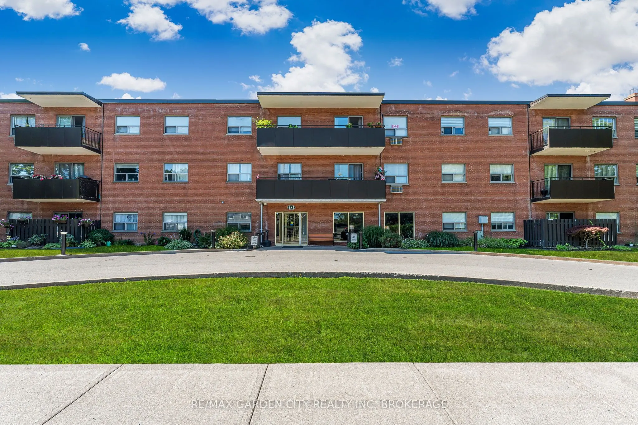 485 Thorold Road, #301