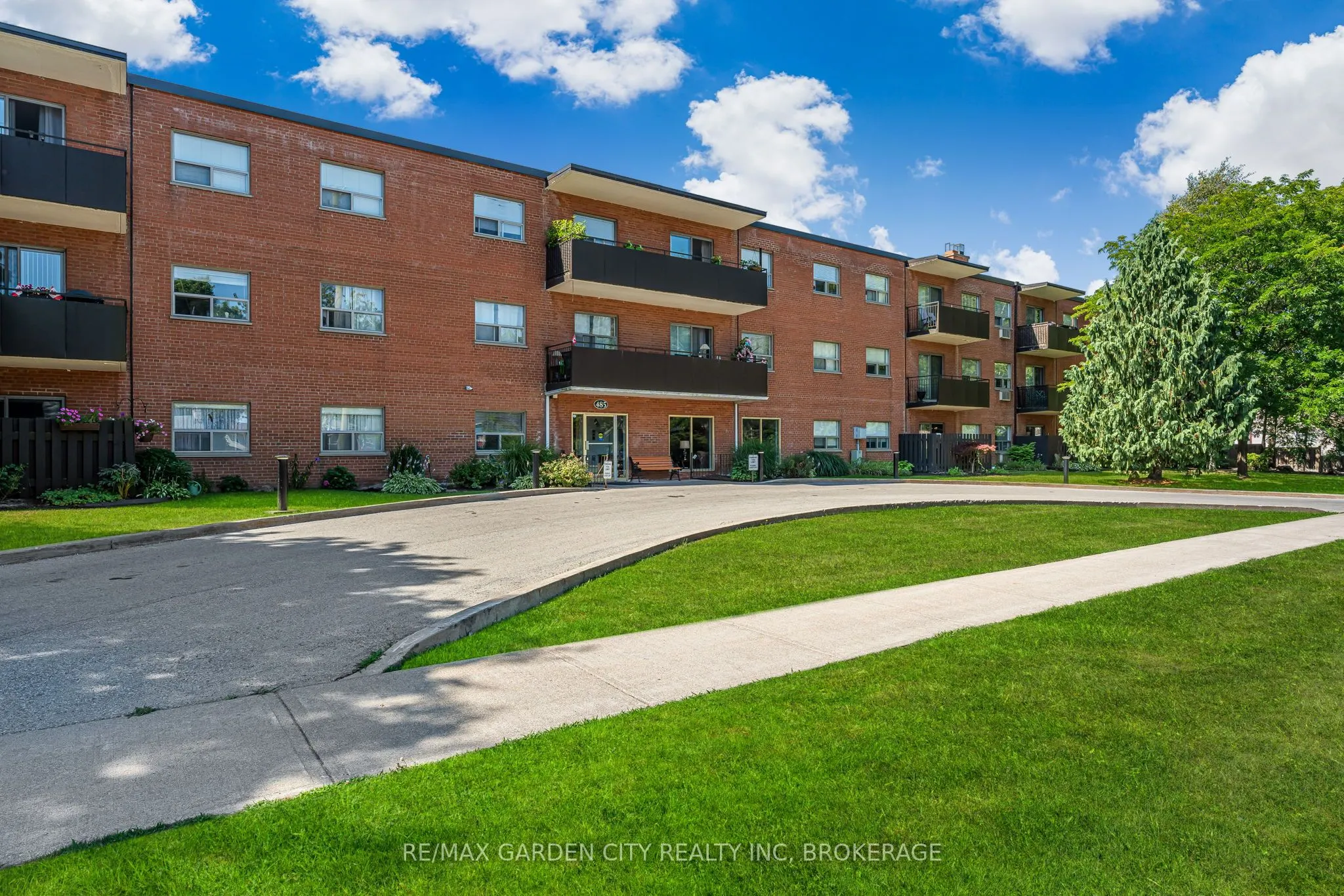 485 Thorold Road, #301