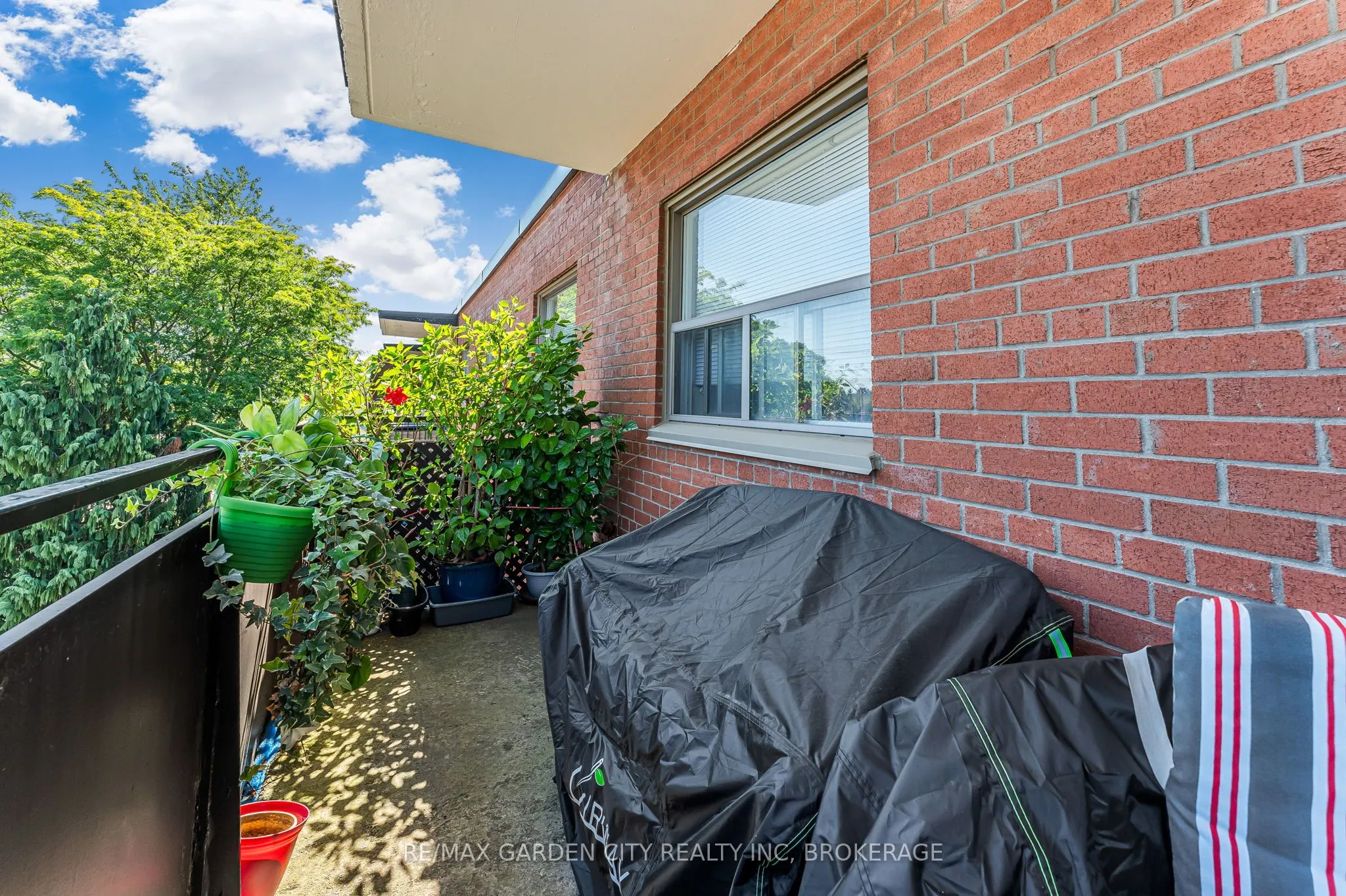 485 Thorold Road, #301