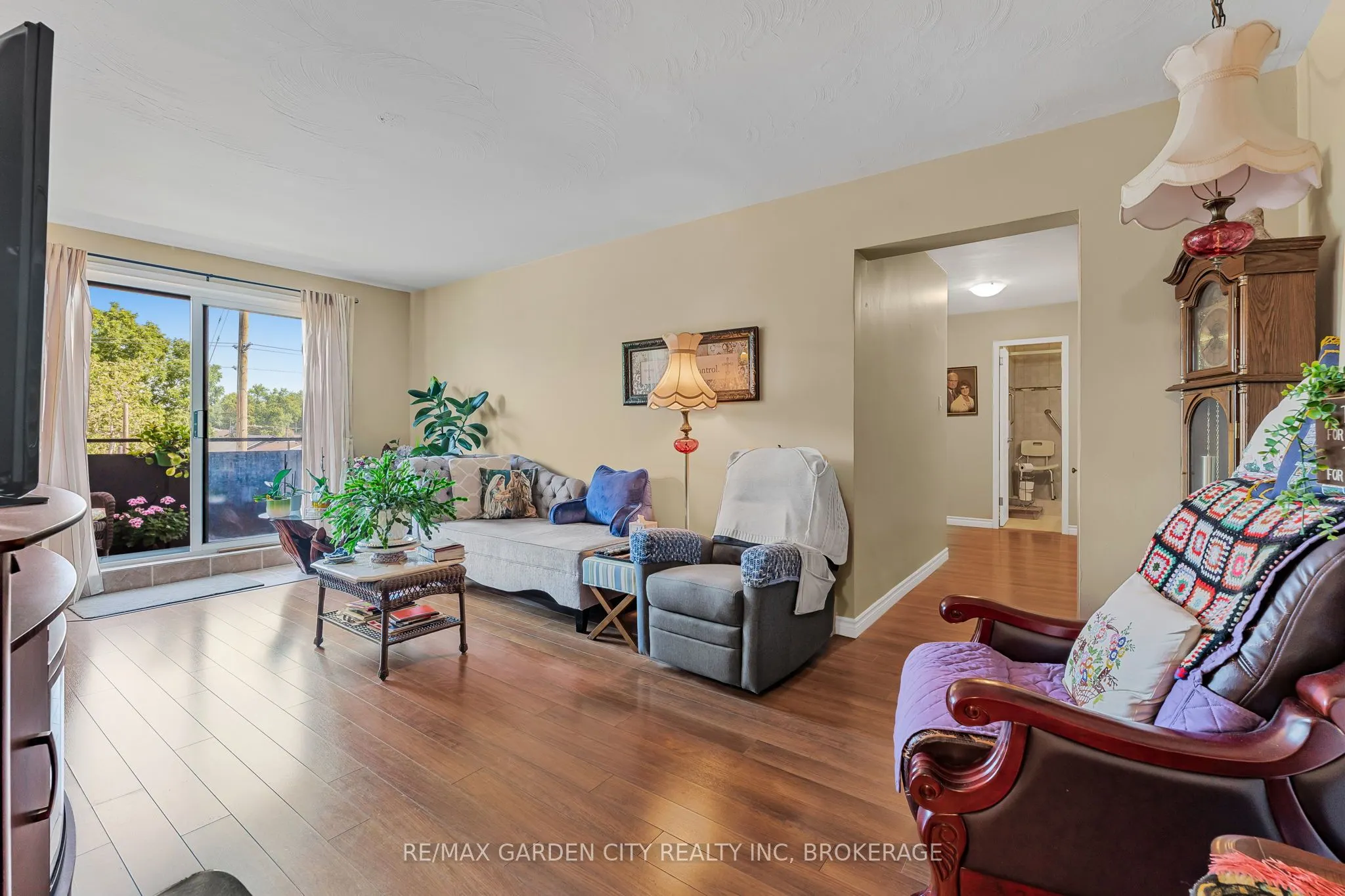 485 Thorold Road, #301
