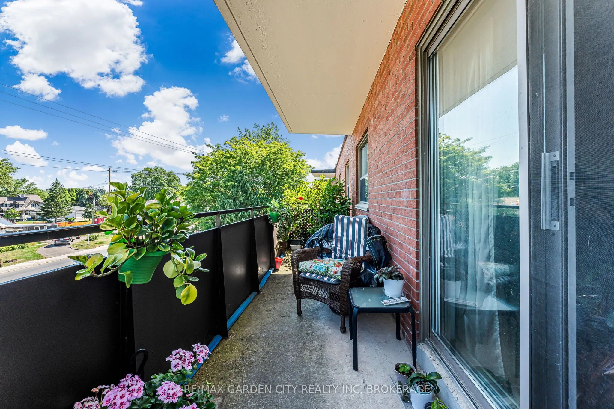 485 Thorold Road, #301