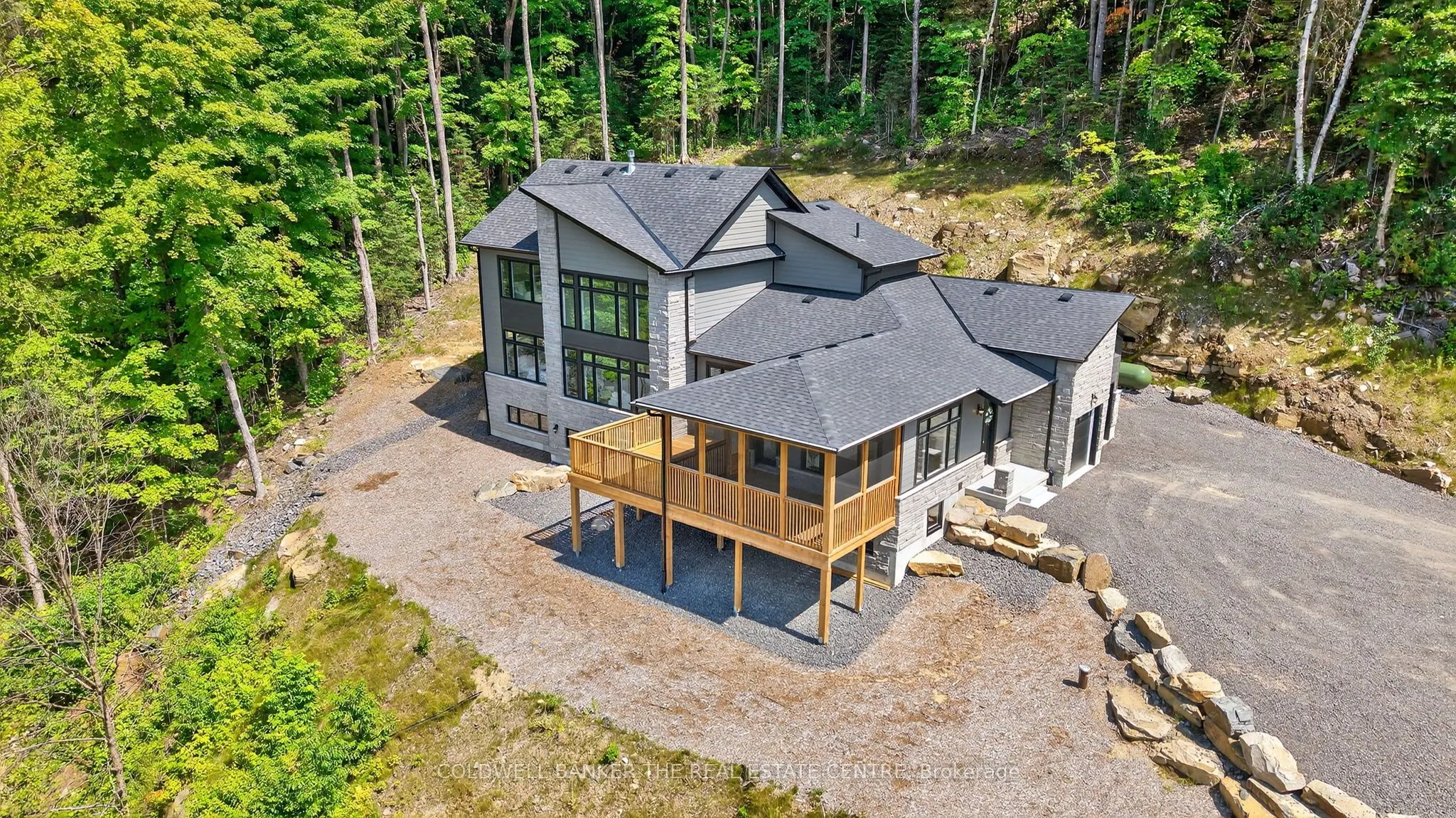 1008 Kingsridge Court