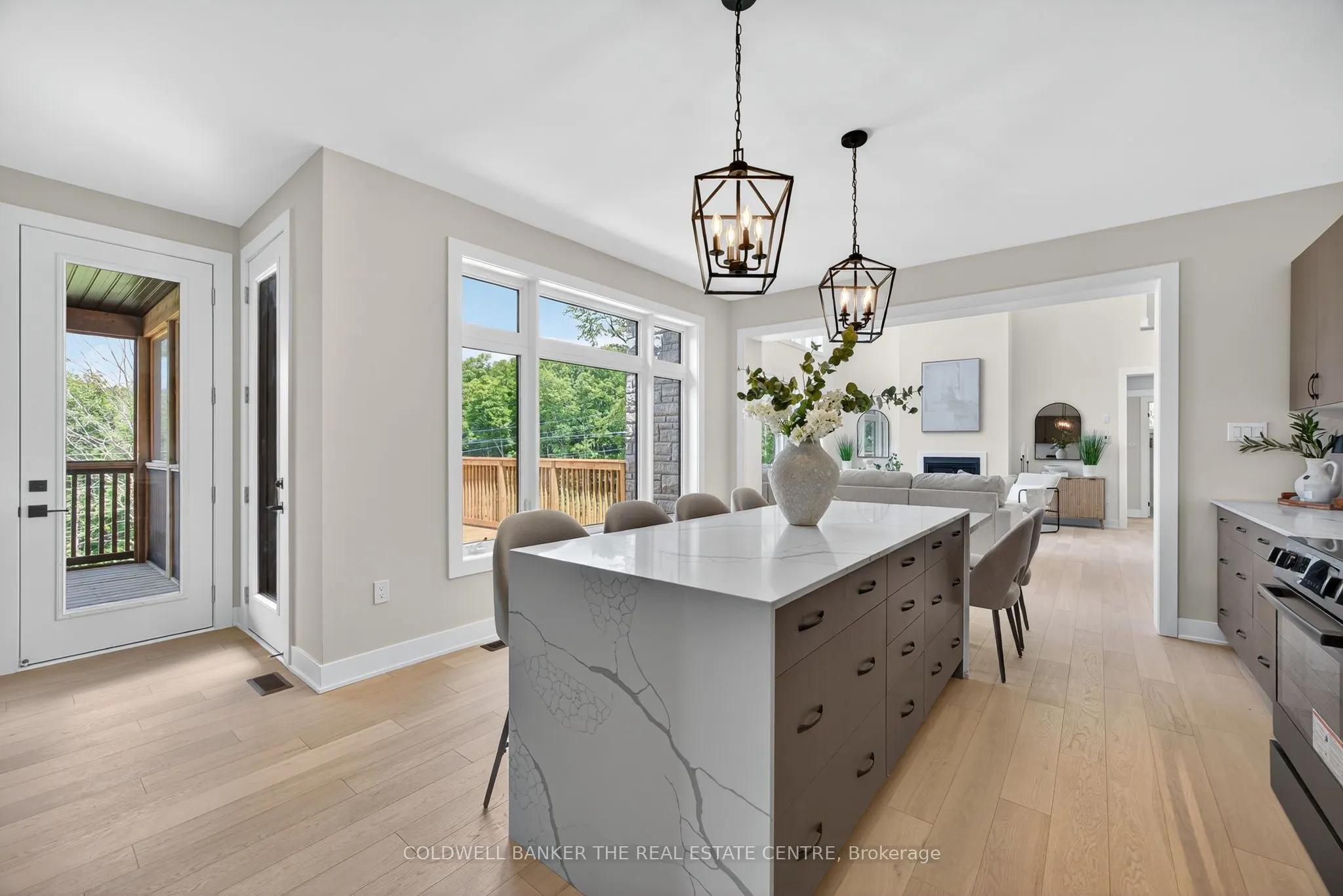 1008 Kingsridge Court