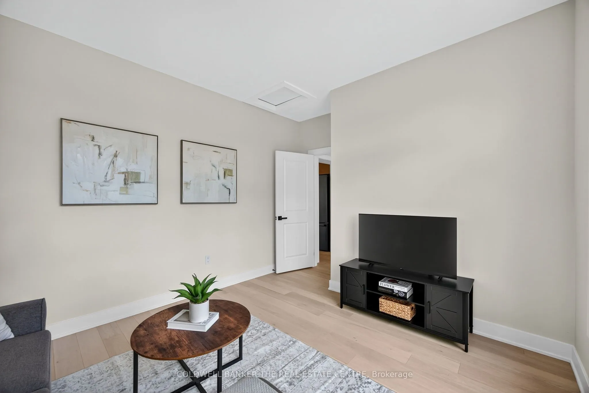 1008 Kingsridge Court