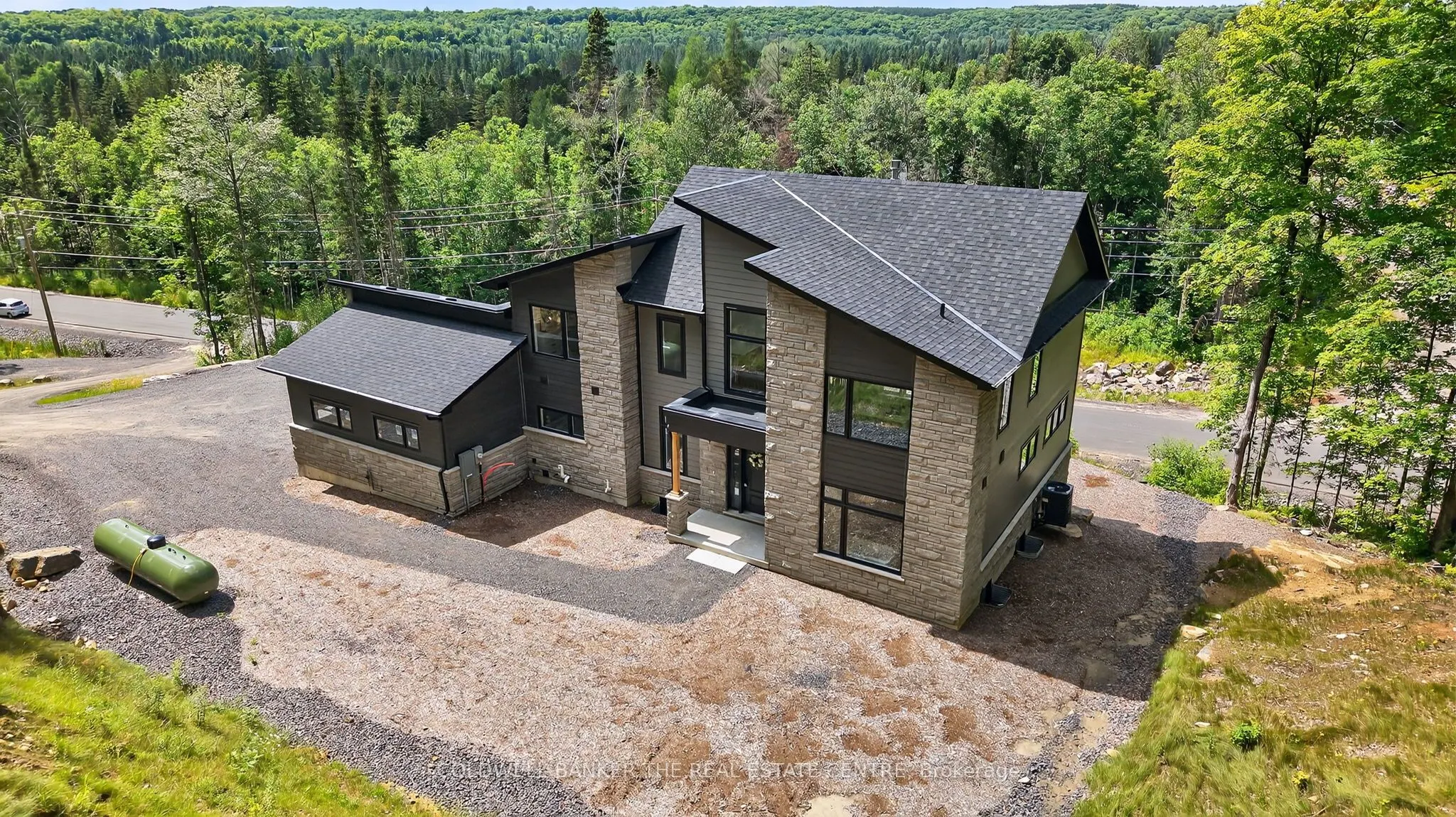 1008 Kingsridge Court