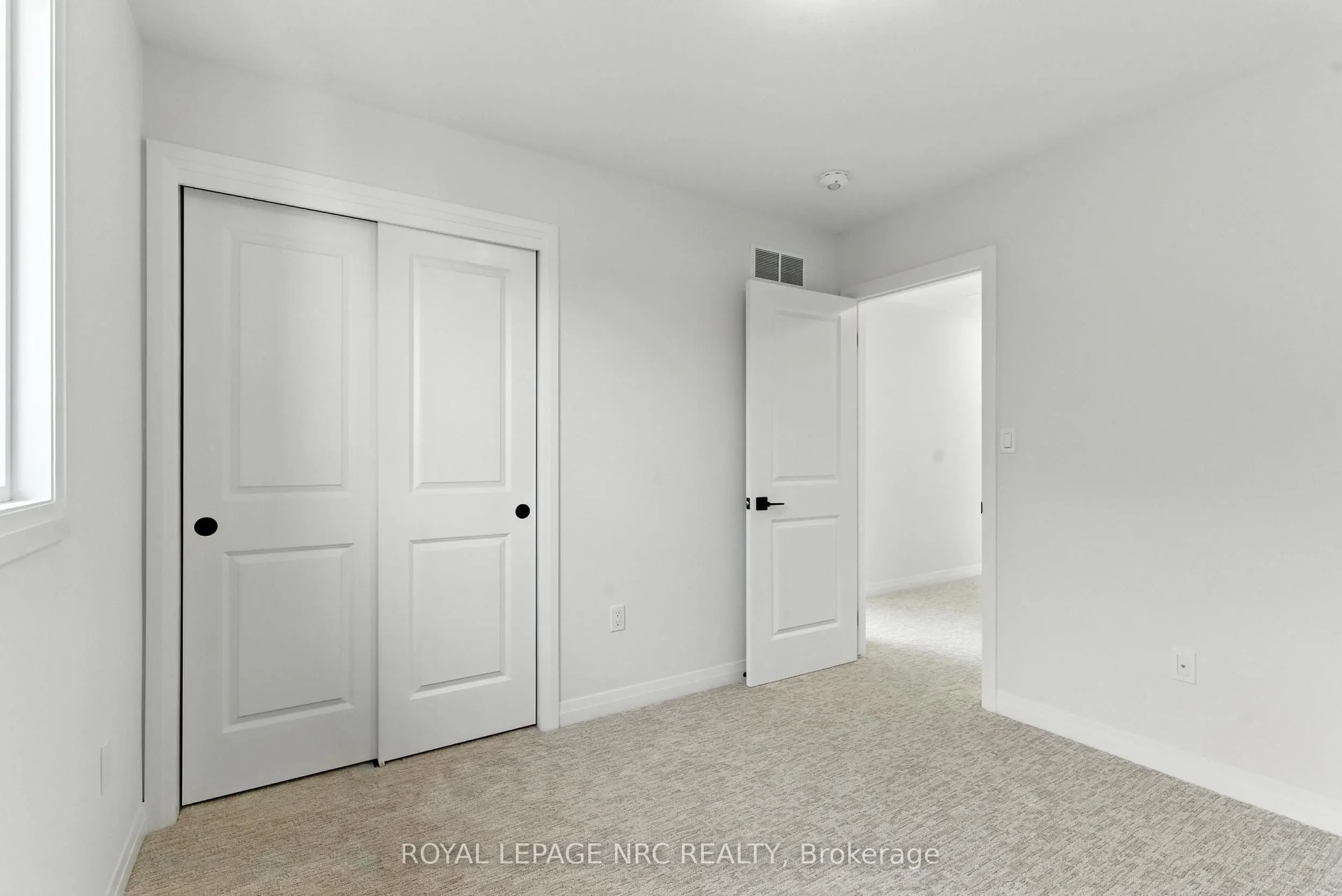 1022 Kraft Road N