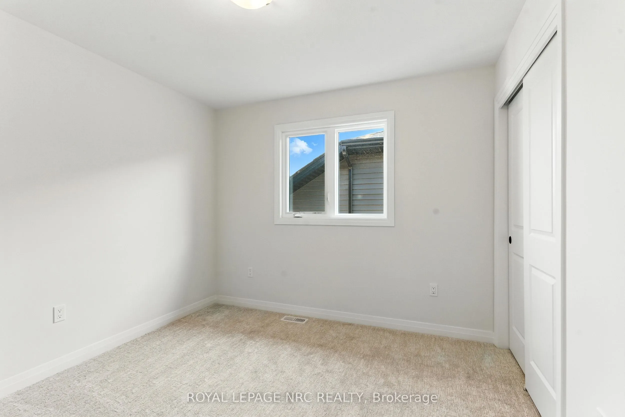 1022 Kraft Road N