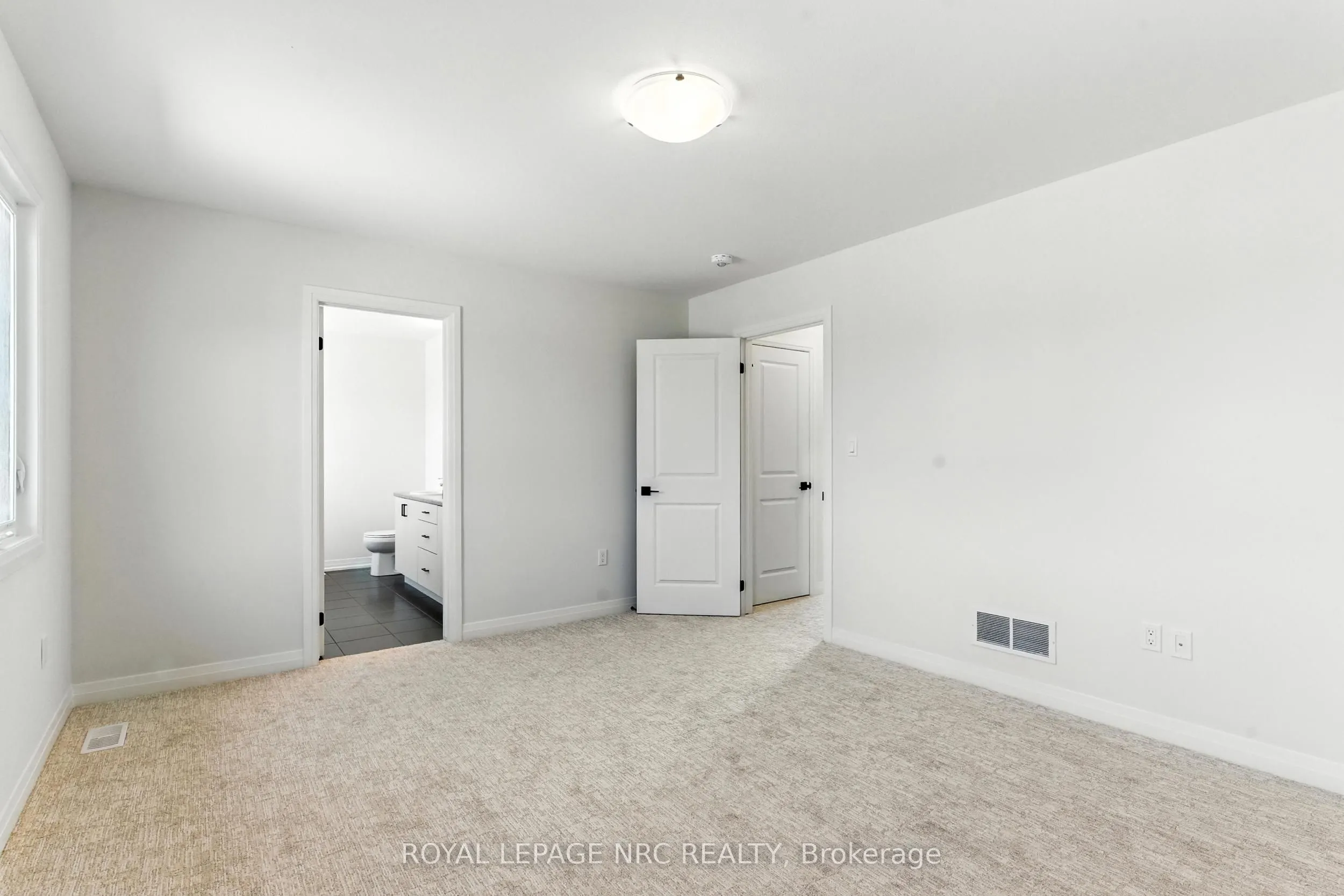 1022 Kraft Road N
