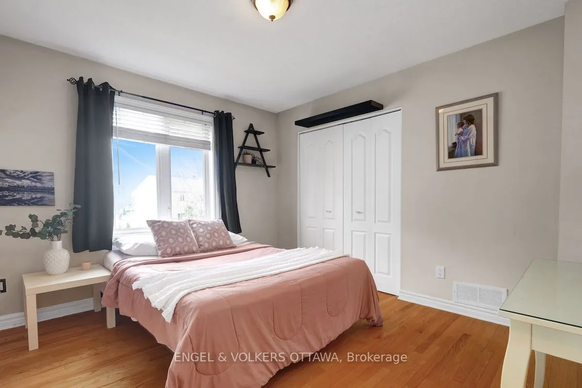 59 Frontenac Boulevard