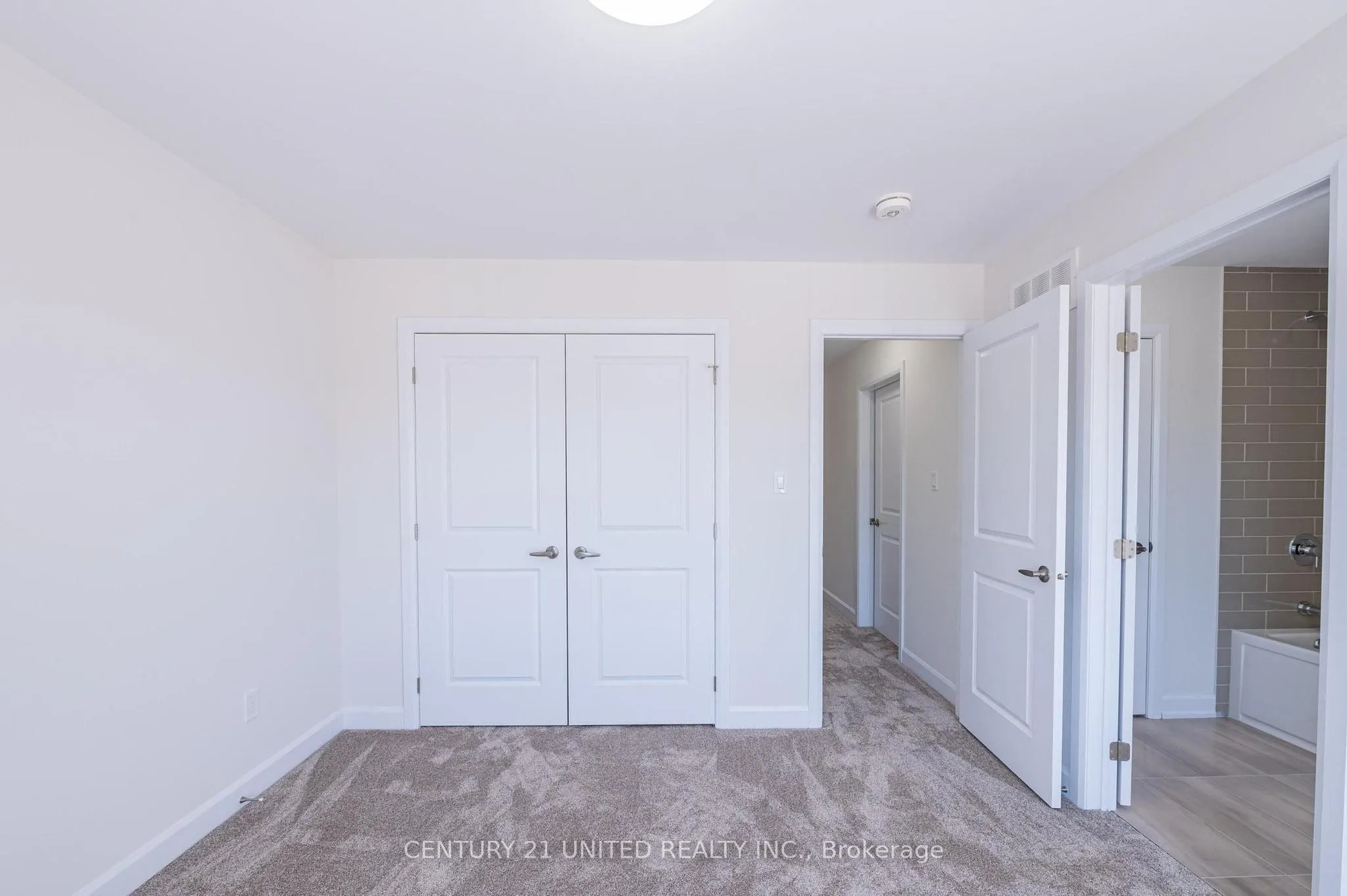 305 Mullighan Gardens