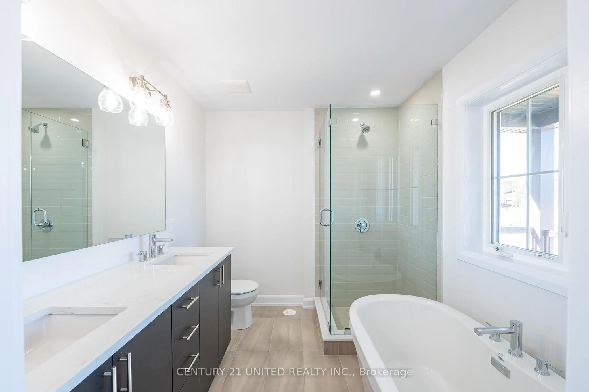 305 Mullighan Gardens