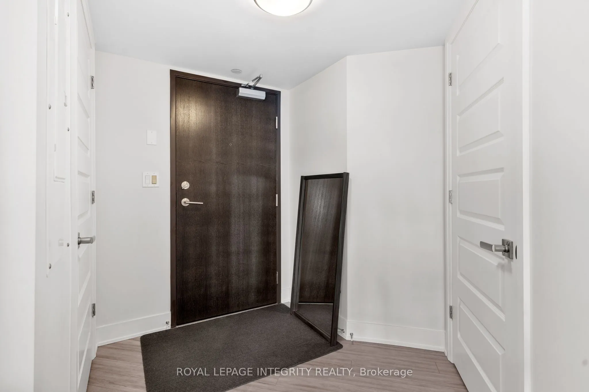 1035 Bank Street #609