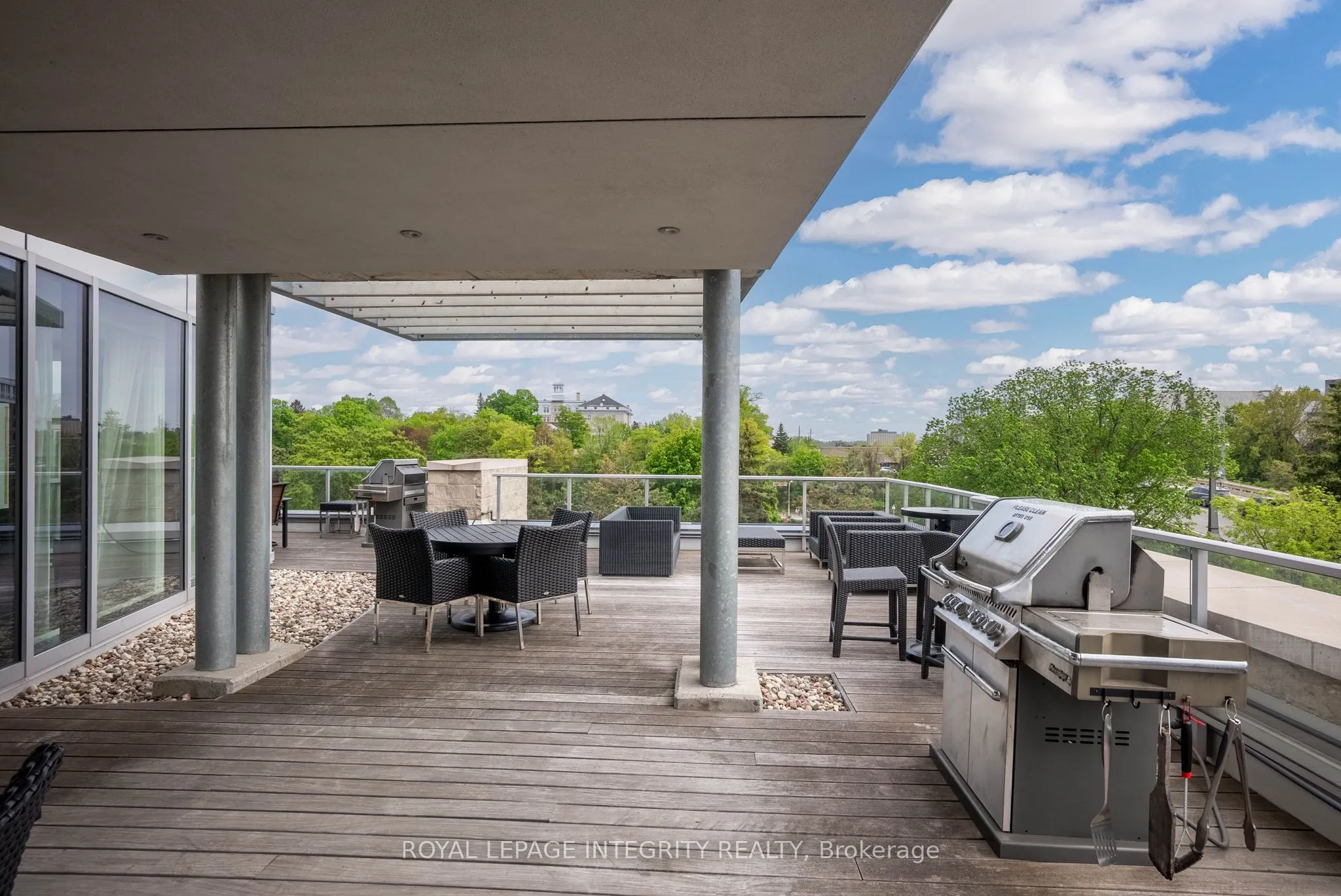 1035 Bank Street #609