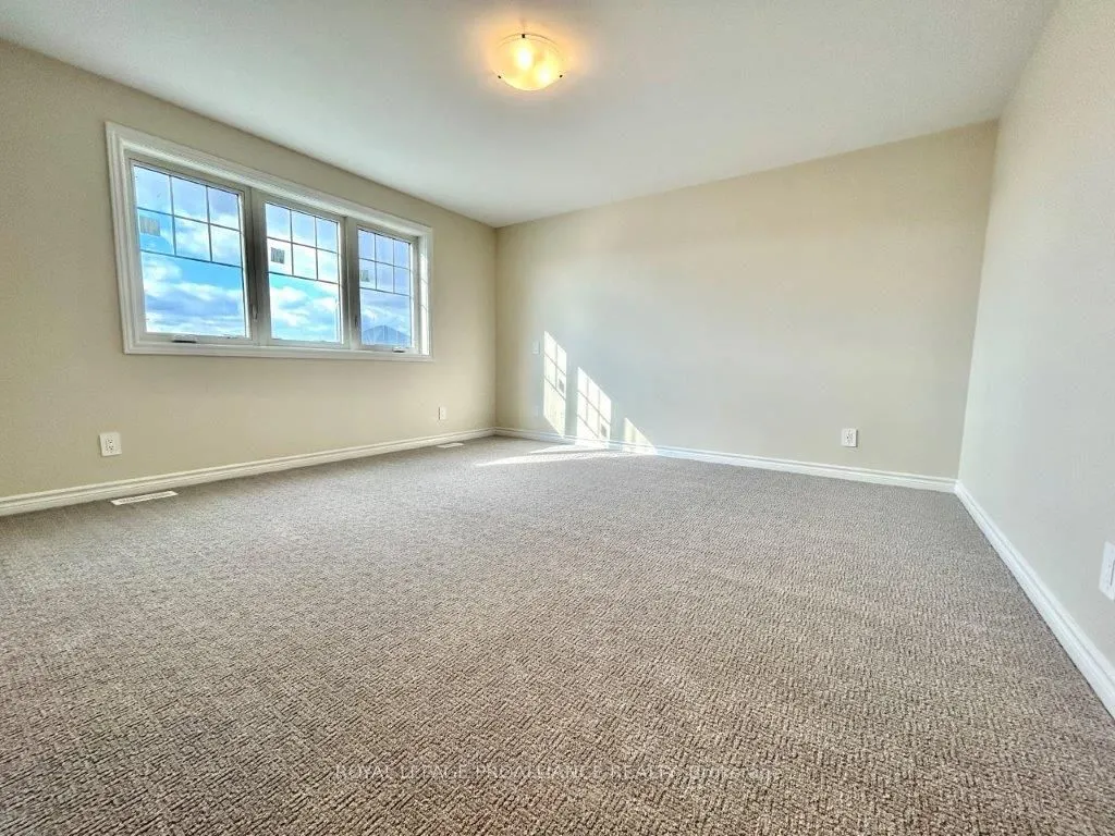 6 Peace River Street