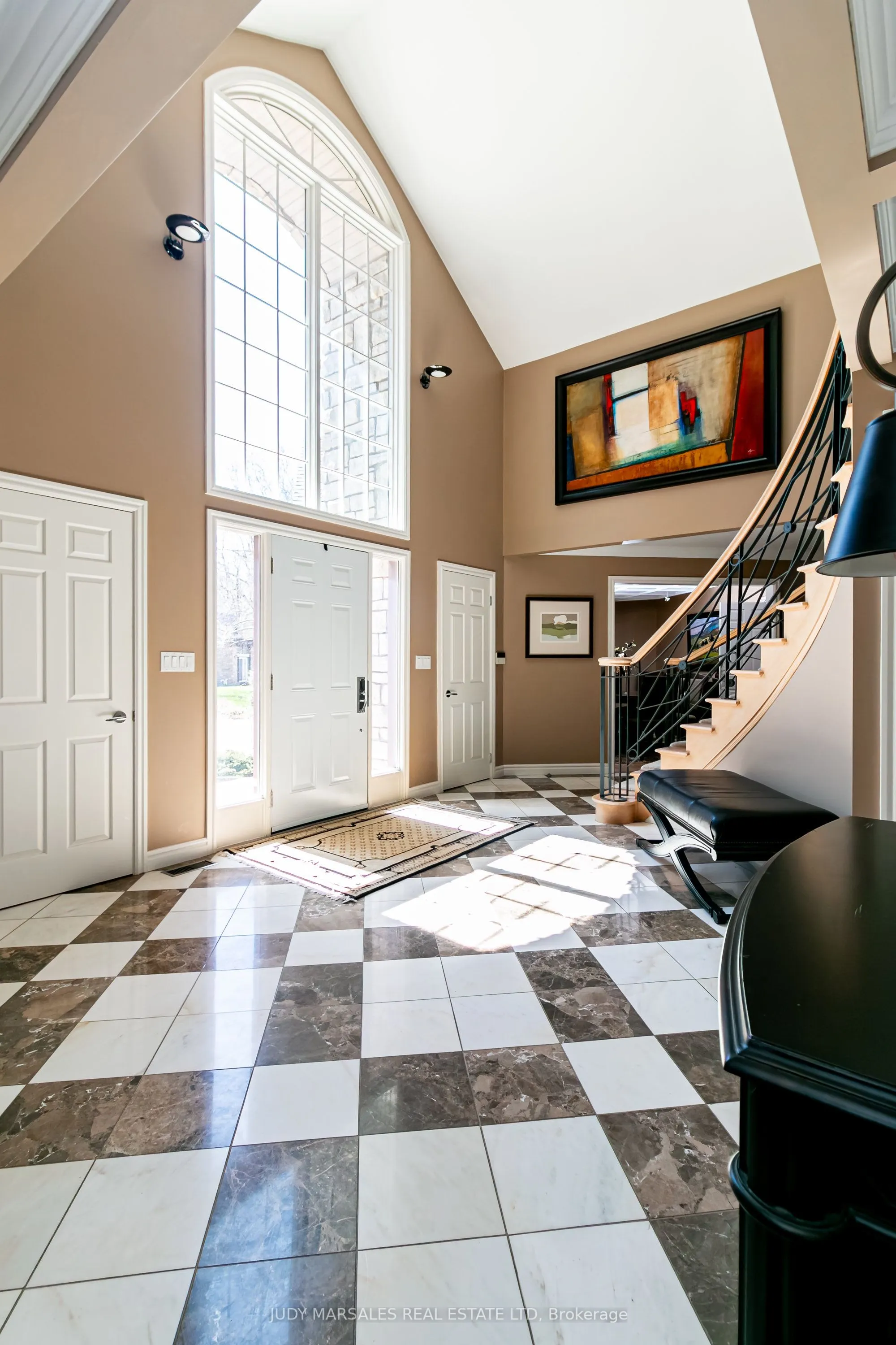 66B South Street W