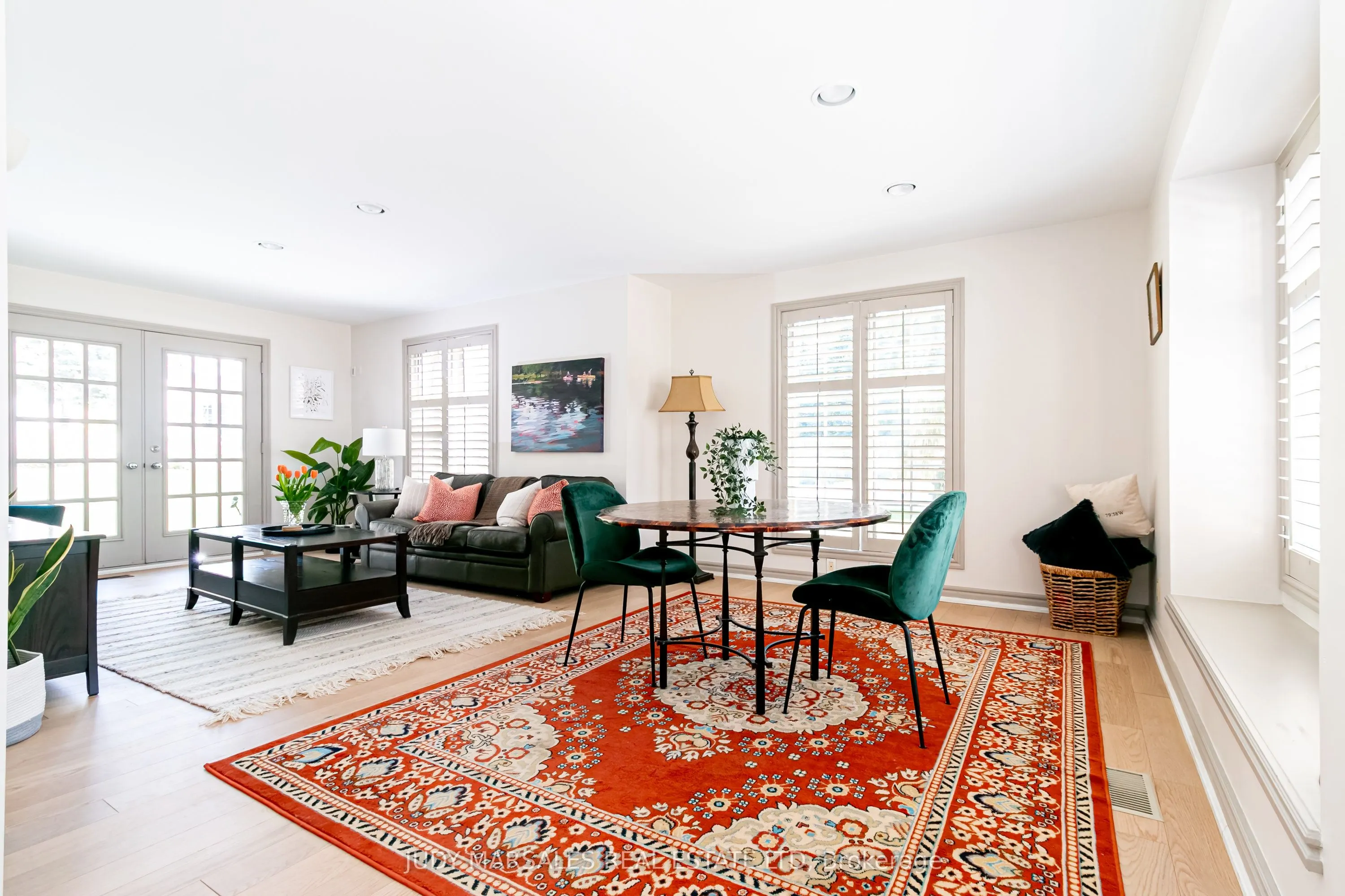 66B South Street W