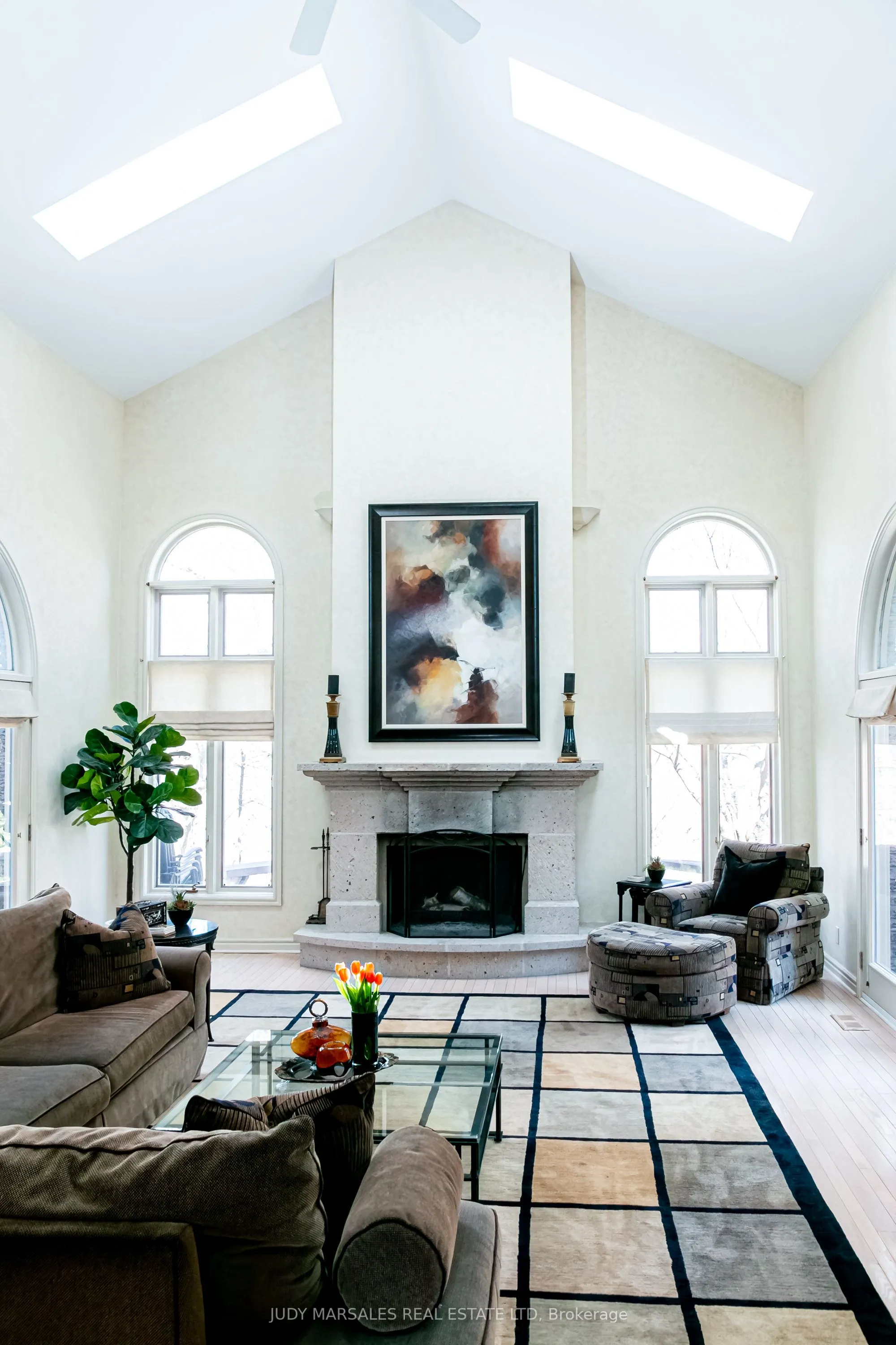 66B South Street W