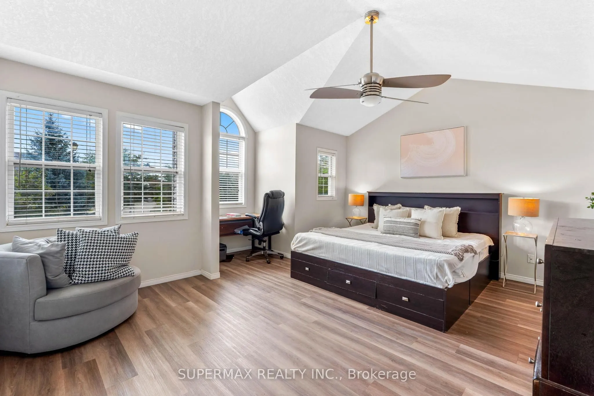 737 Grand Banks Drive