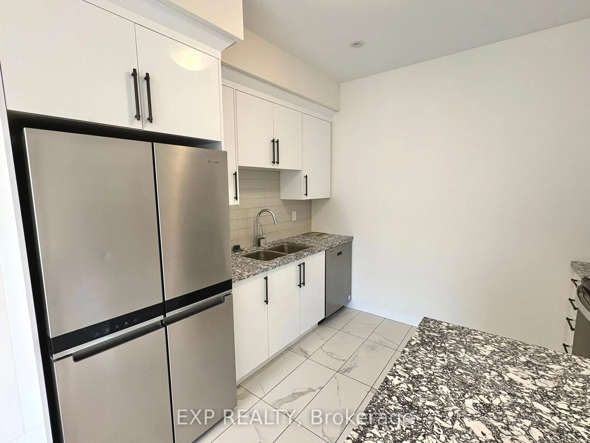 305 Garner Road W, #22