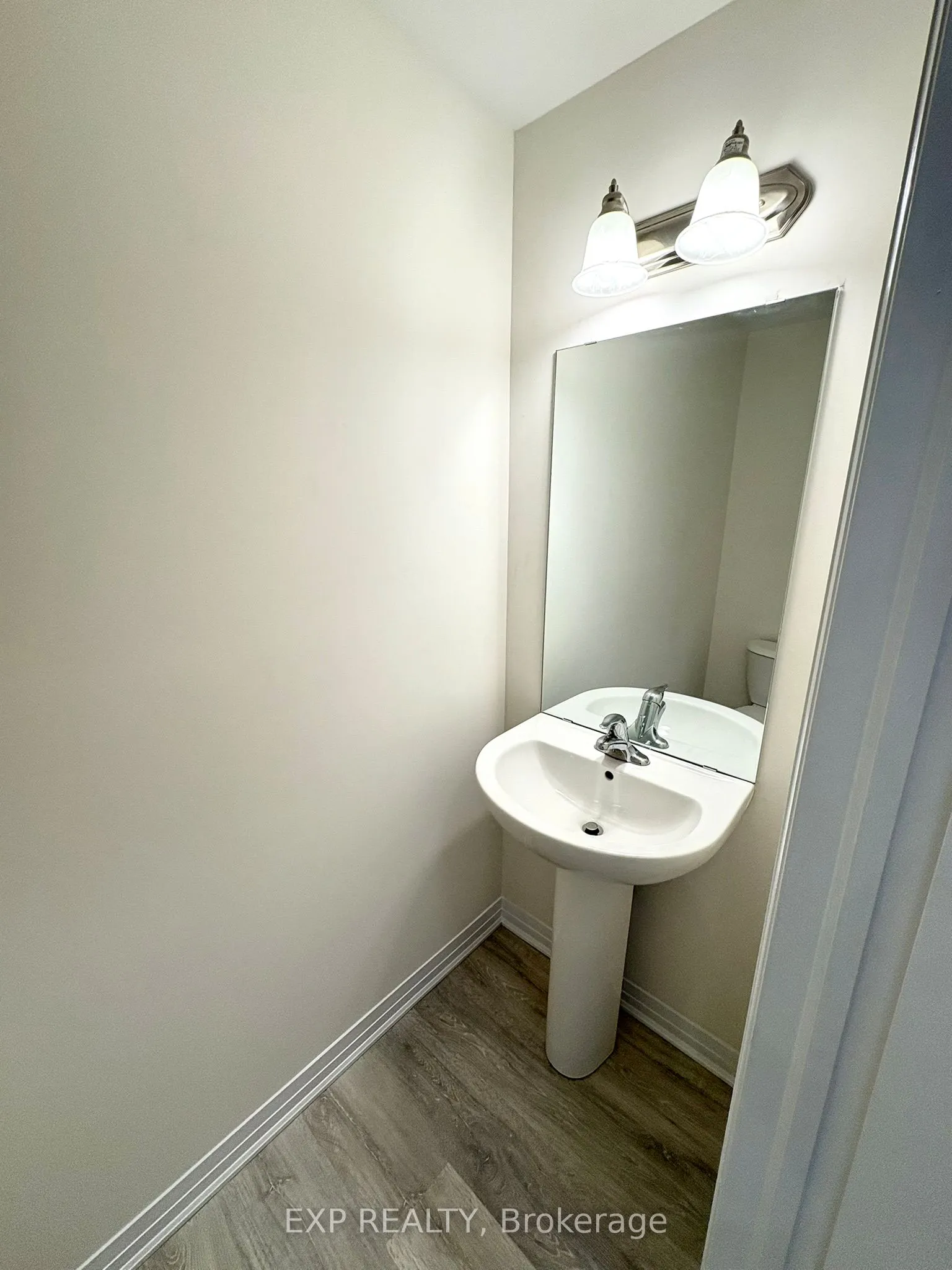 305 Garner Road W, #22