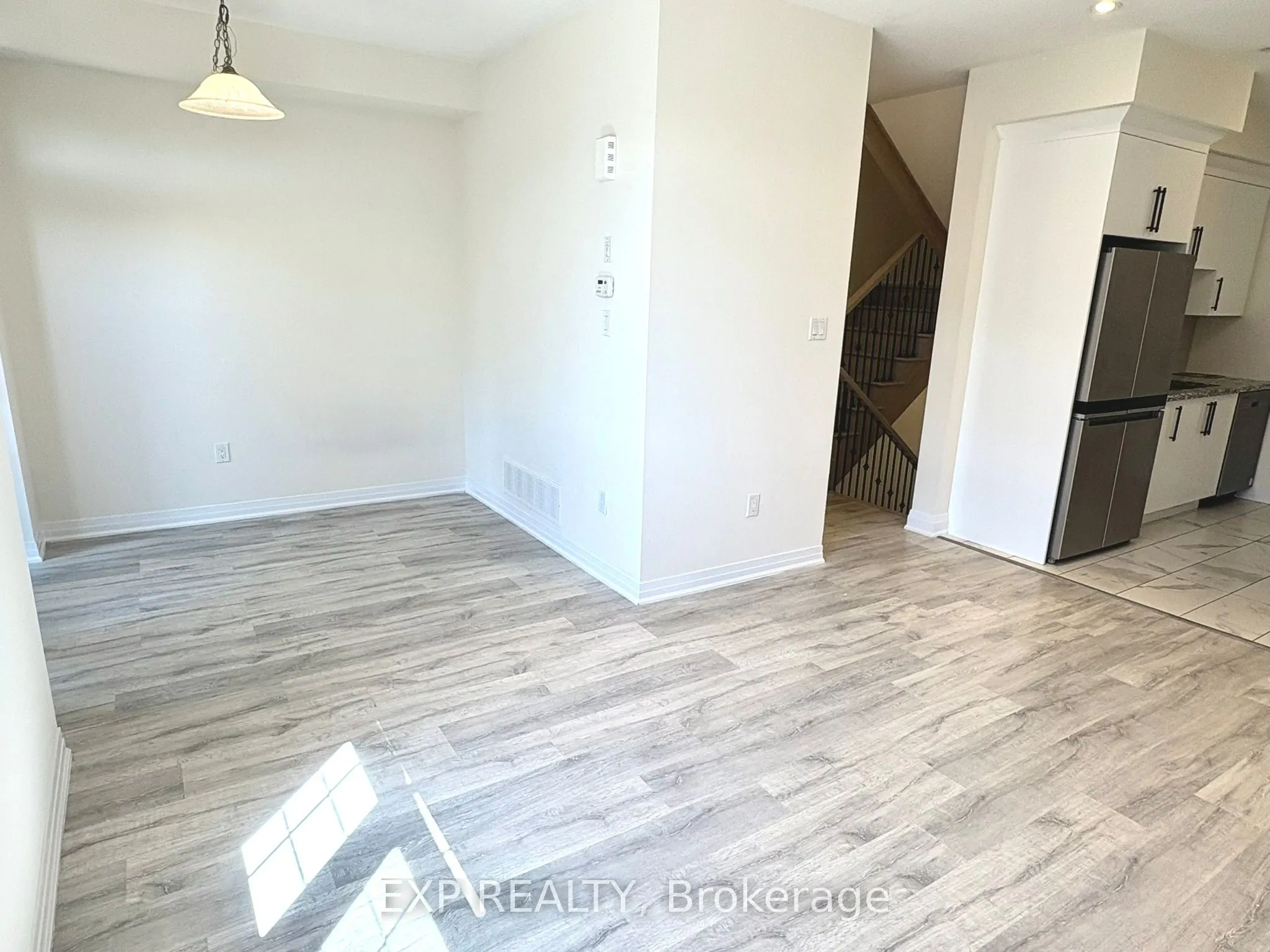 305 Garner Road W, #22