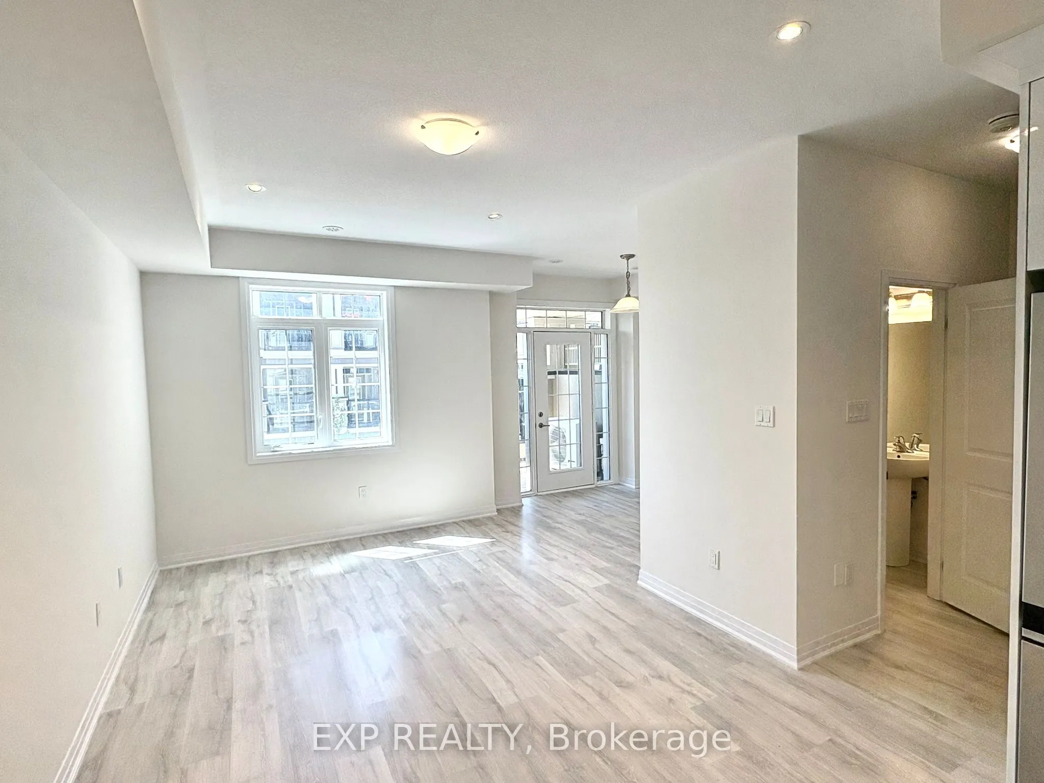305 Garner Road W, #22