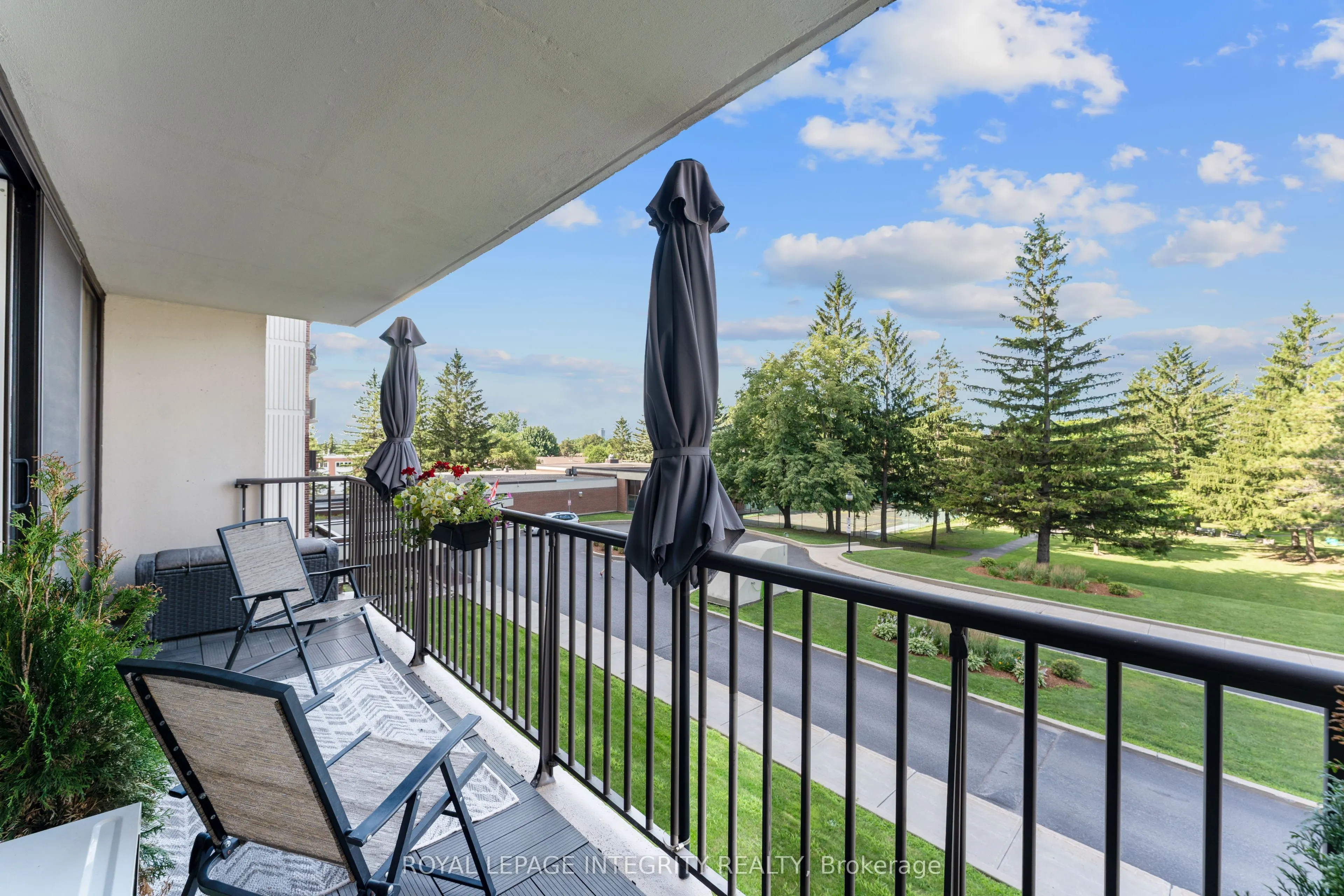 665 Bathgate Drive, #303