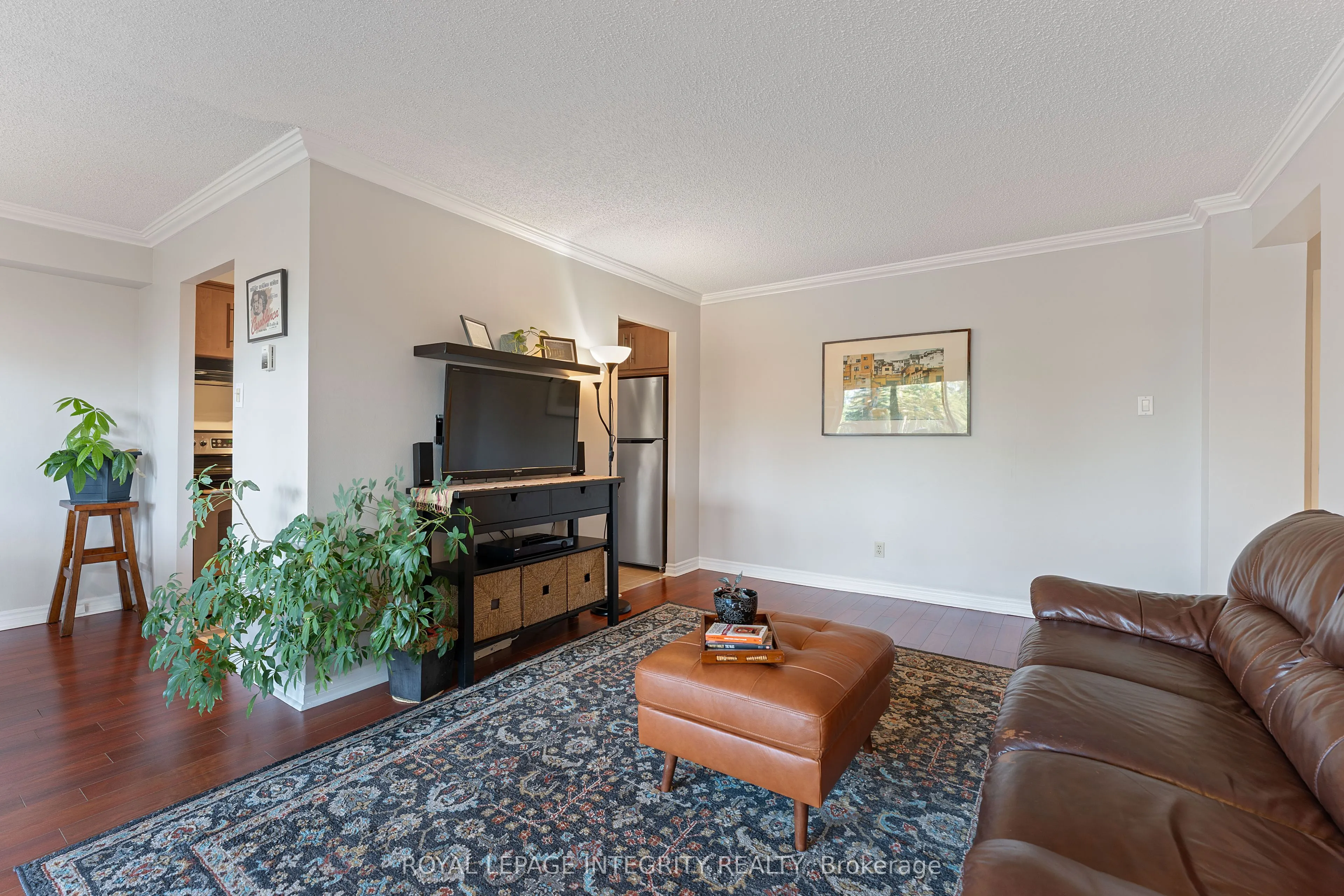 665 Bathgate Drive, #303