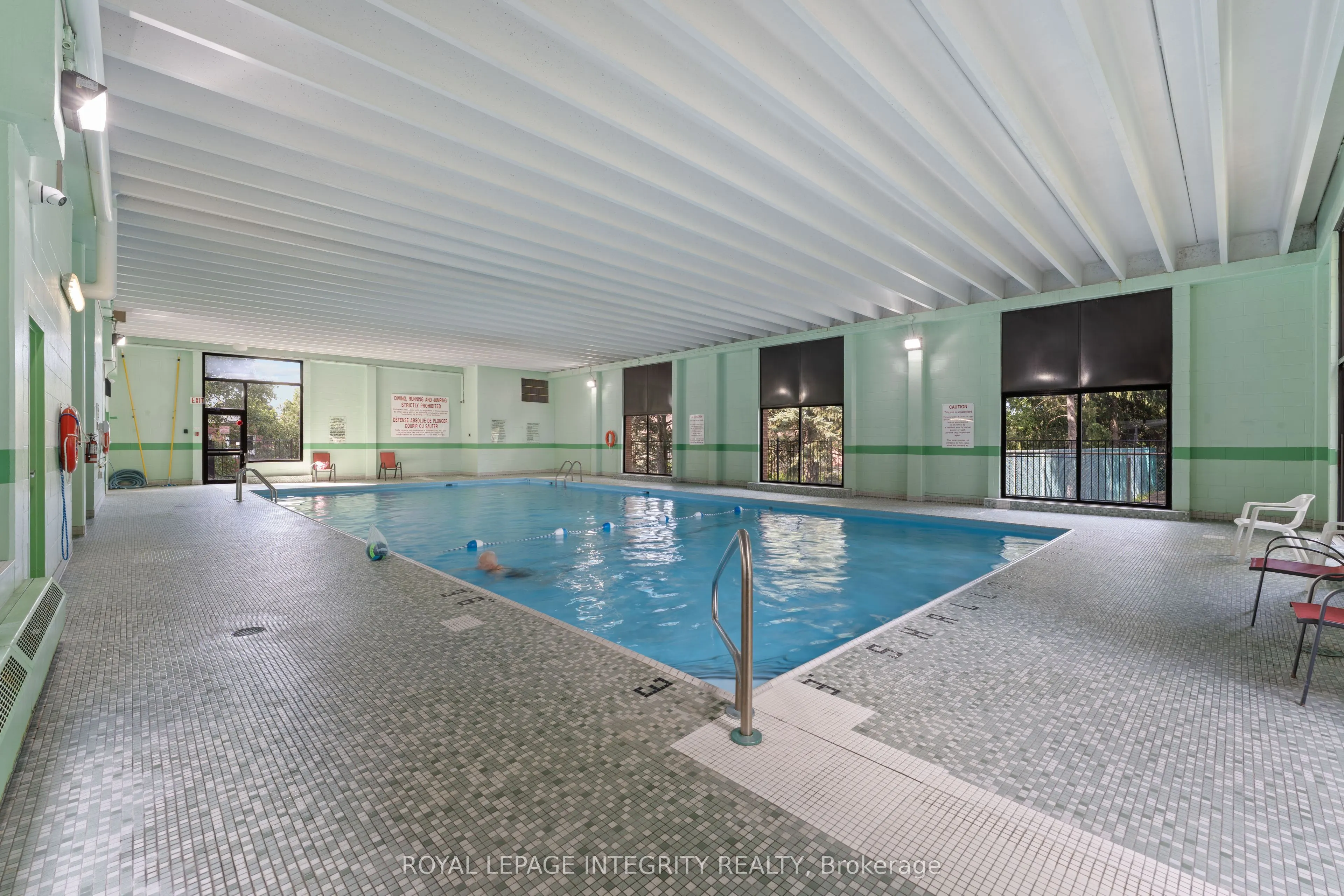 665 Bathgate Drive, #303