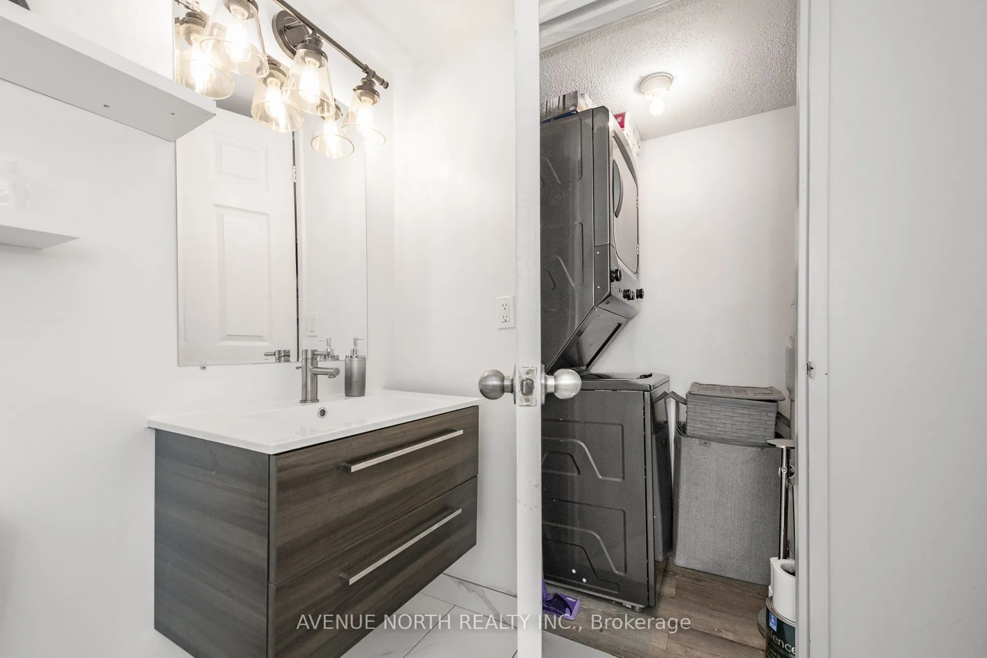 1440 HERON Road, #601