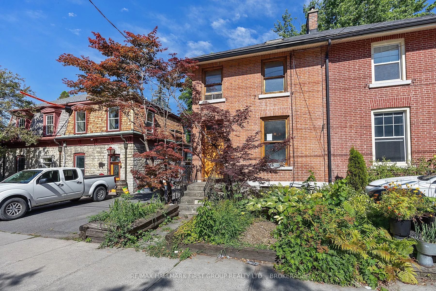 54 Wellington Street