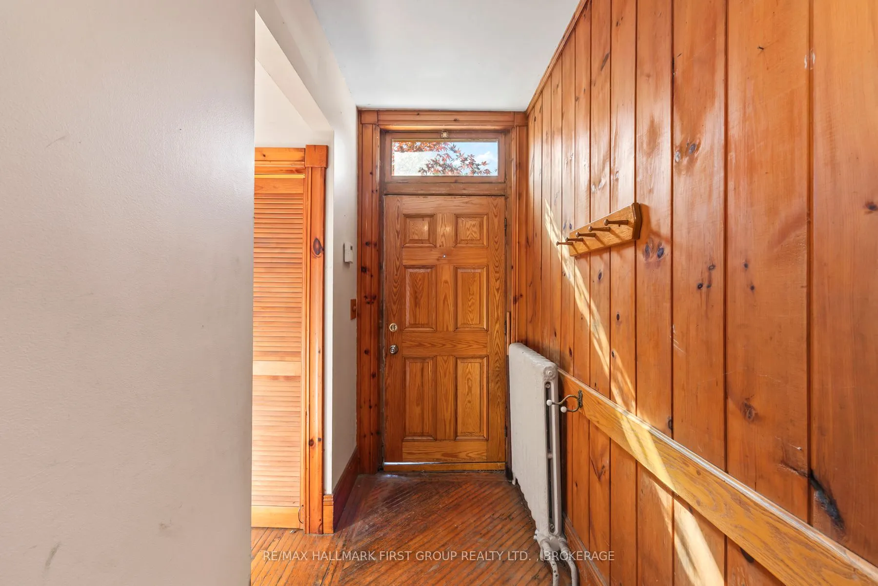 54 Wellington Street