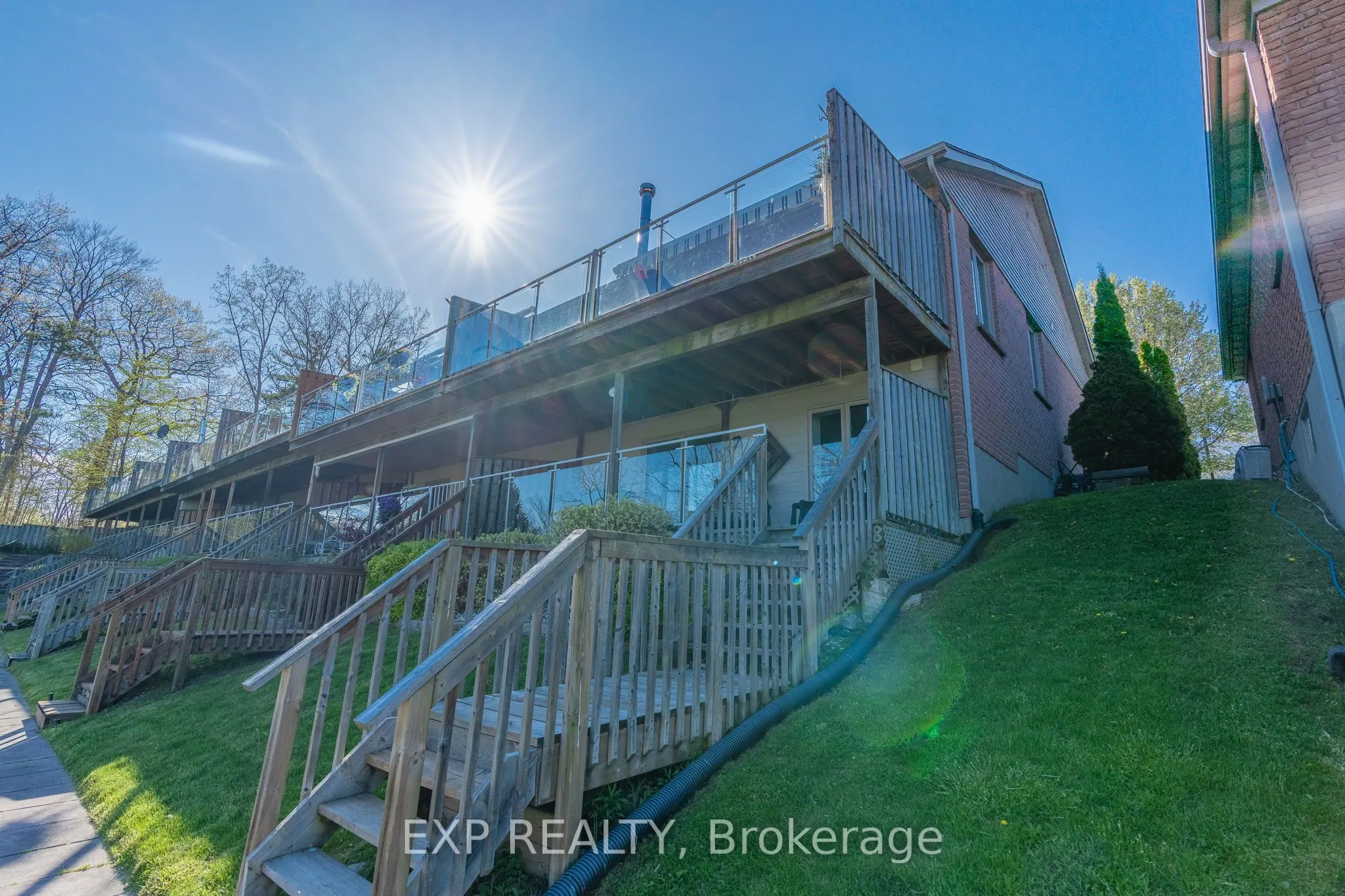 90 Ontario St Street S, #20