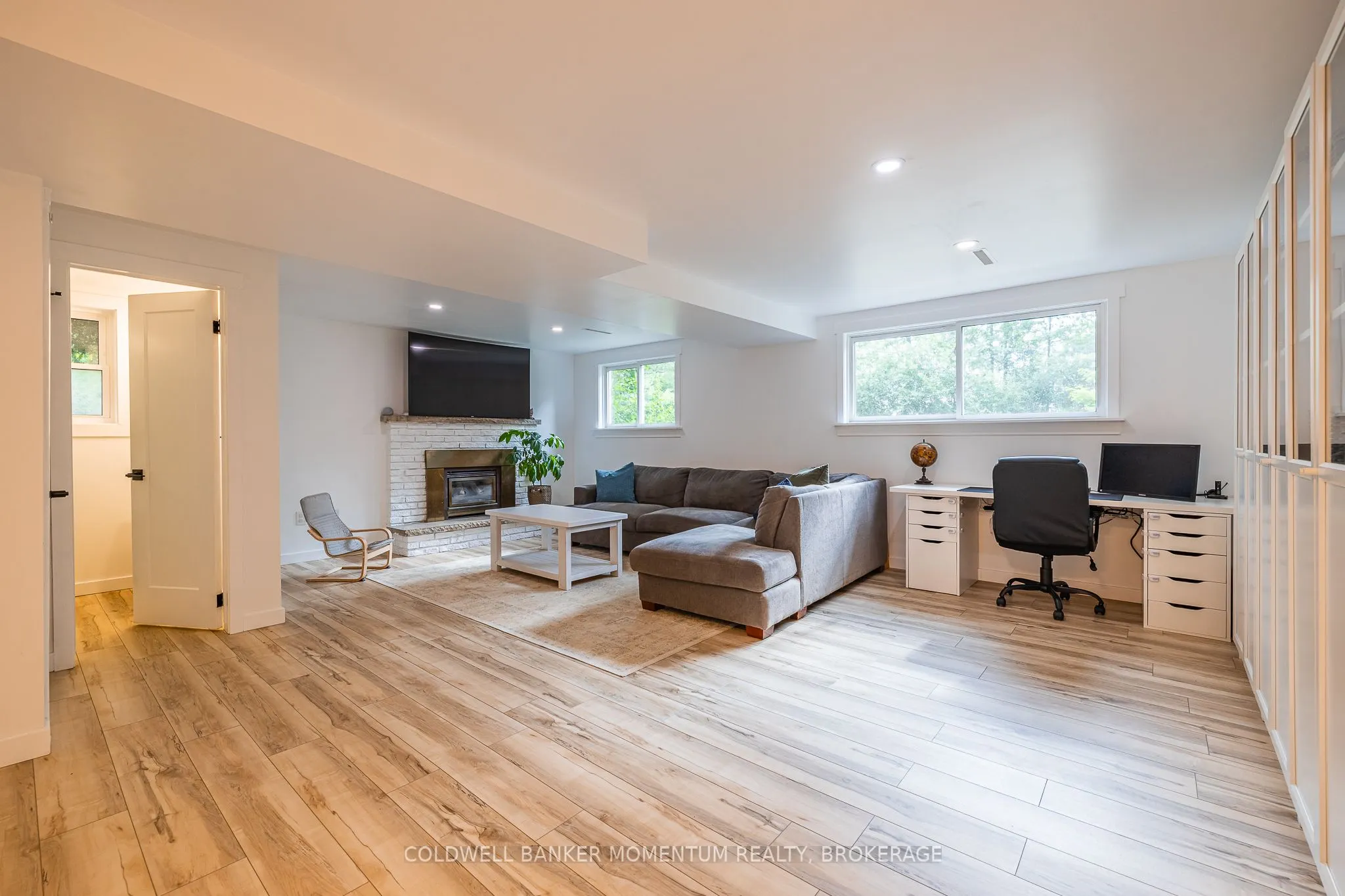 942 Cauthard Road