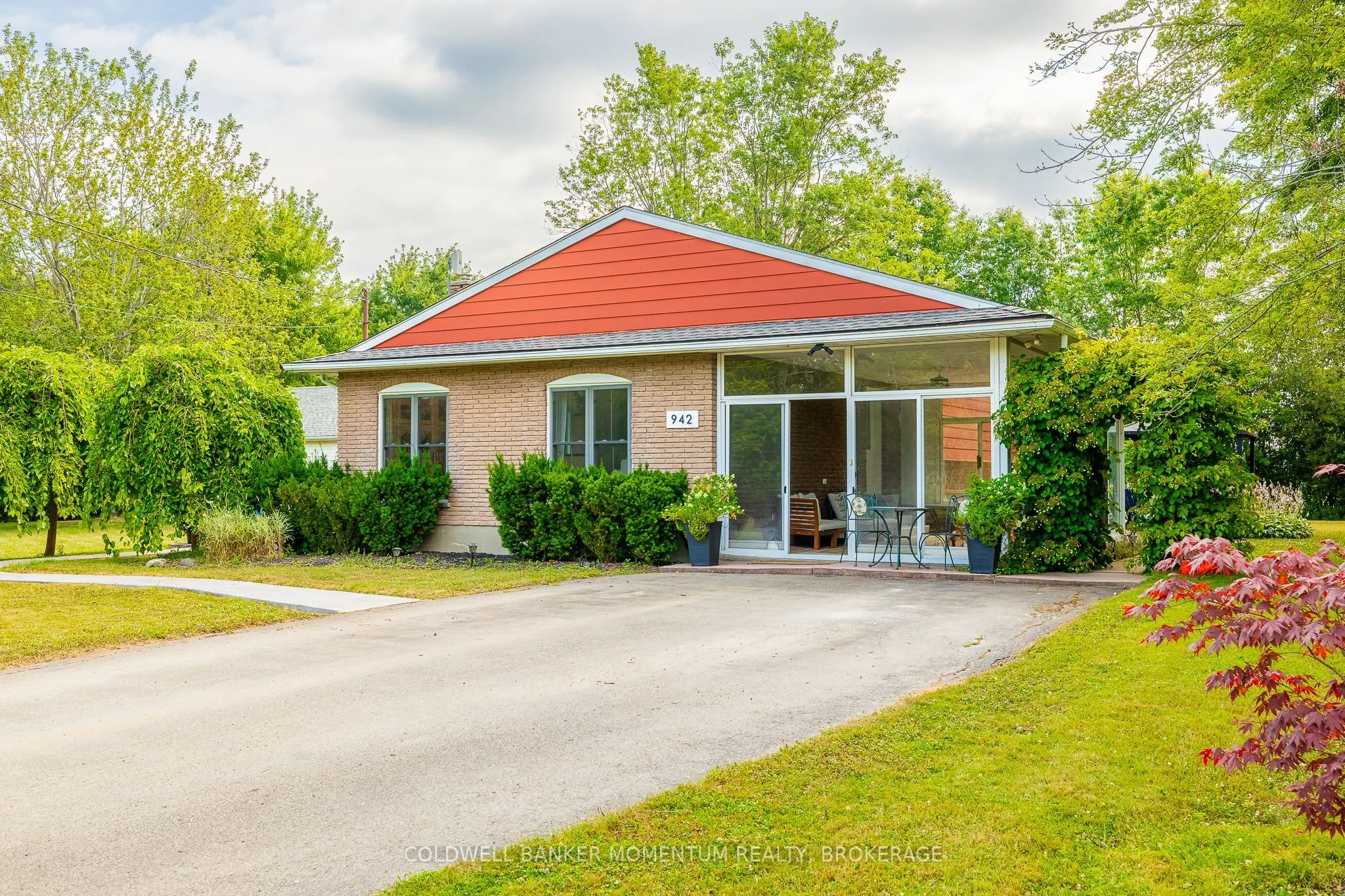 942 Cauthard Road