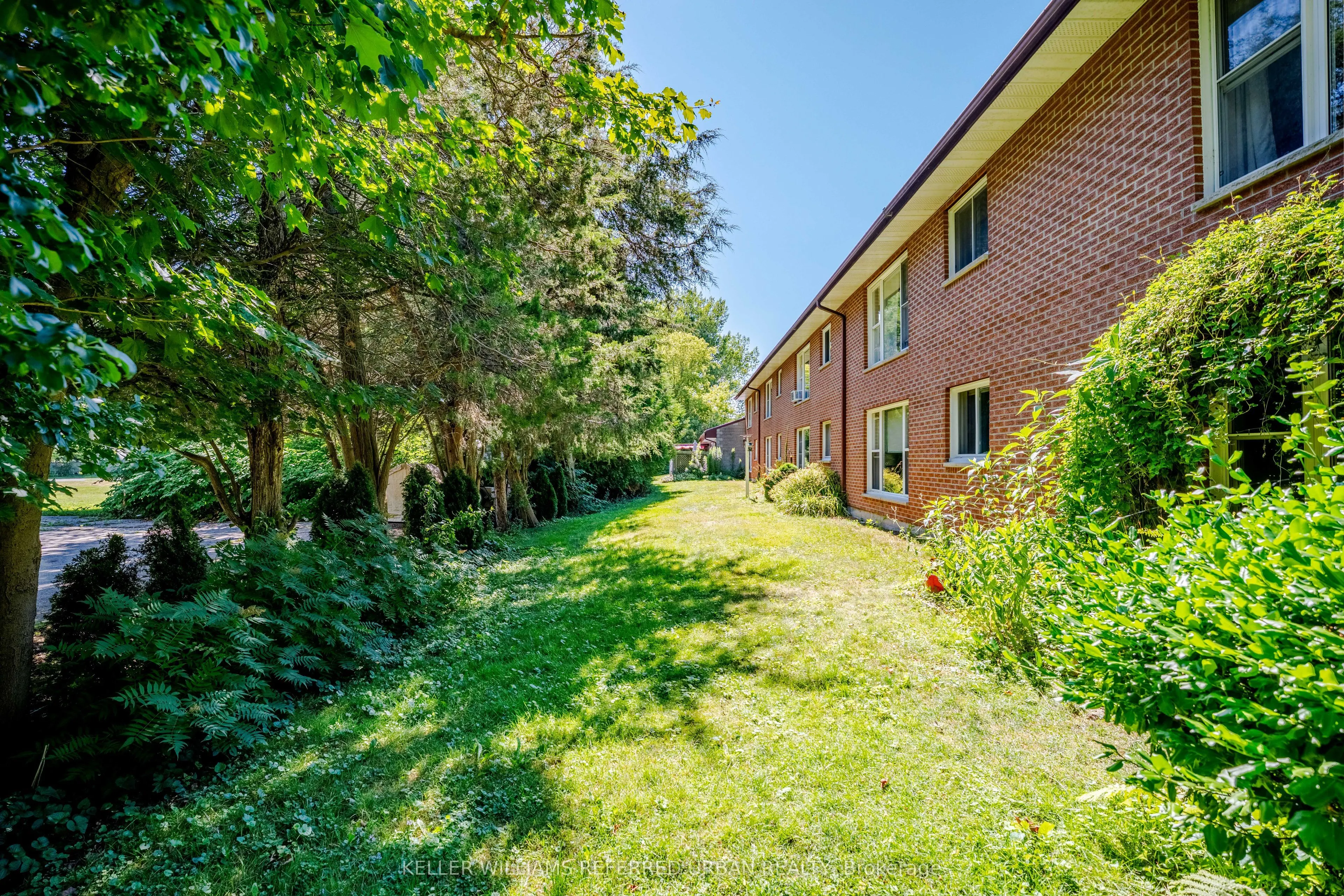 133 Ontario Street, #207