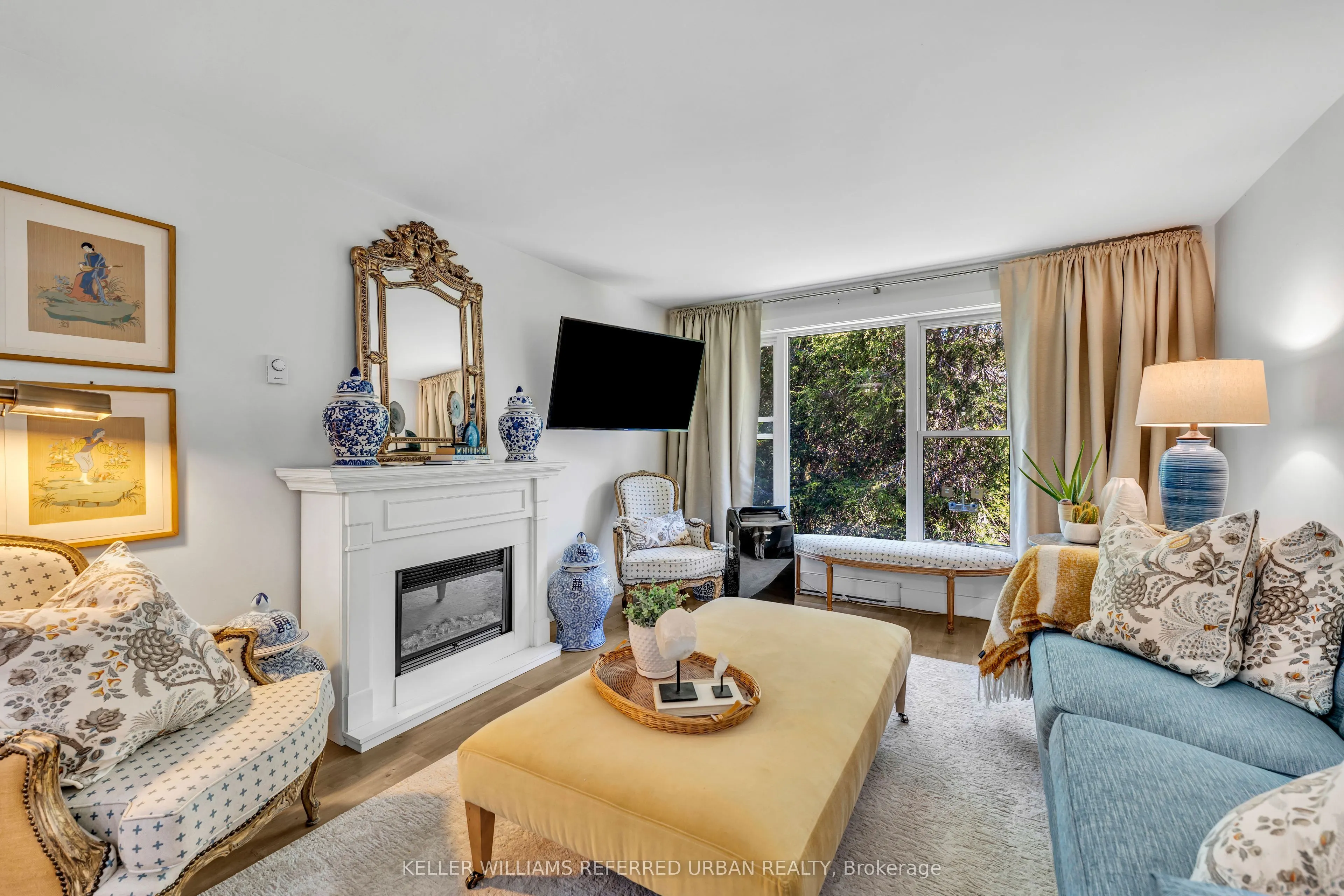133 Ontario Street, #207