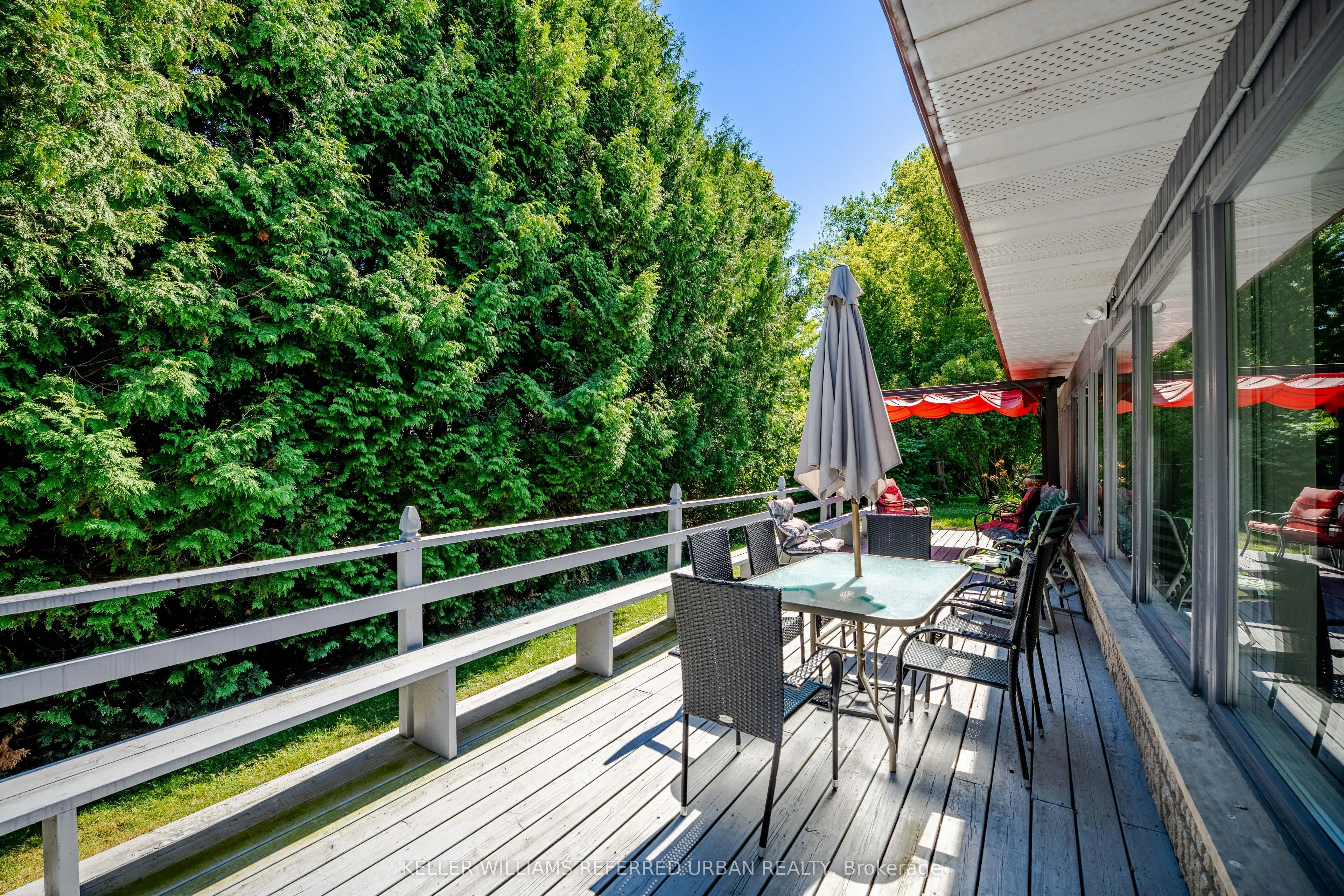 133 Ontario Street, #207
