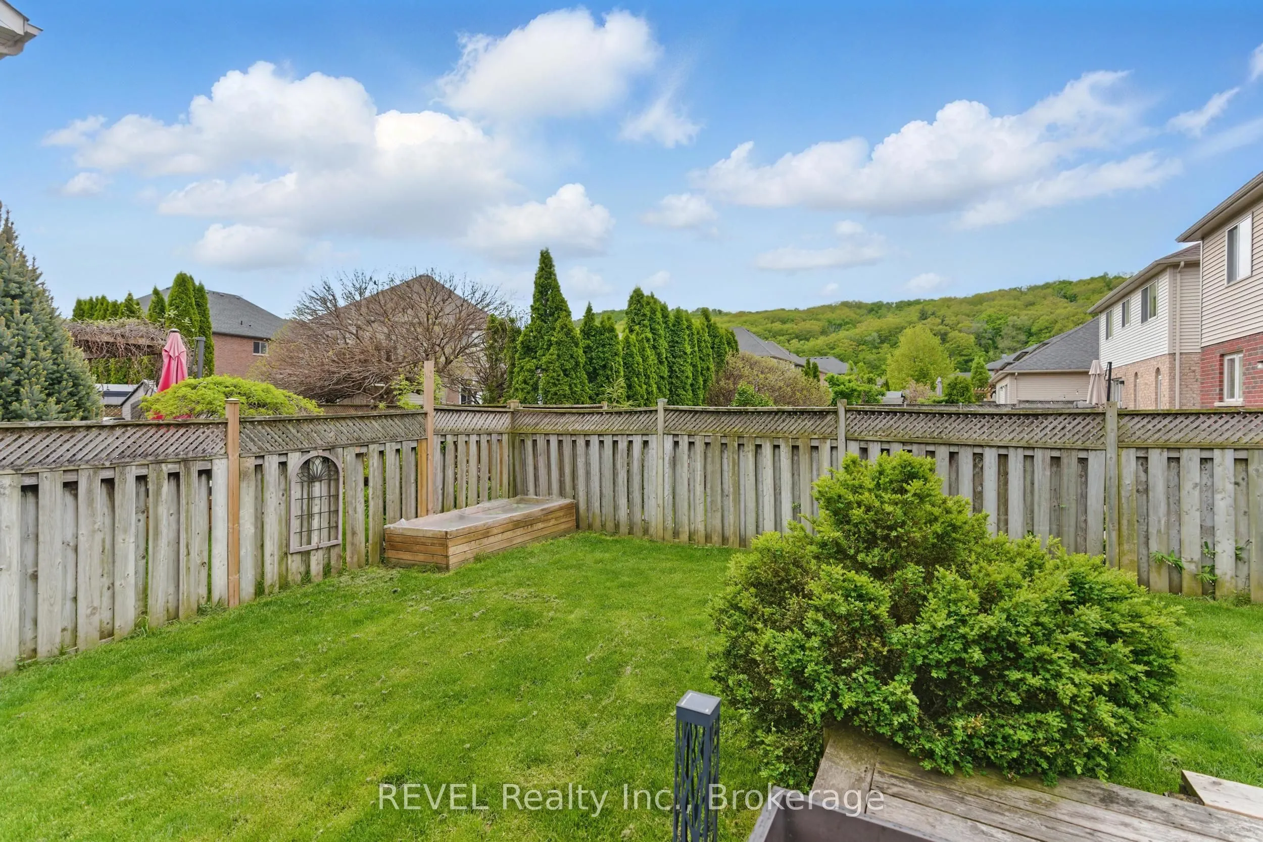 38 Udell Way
