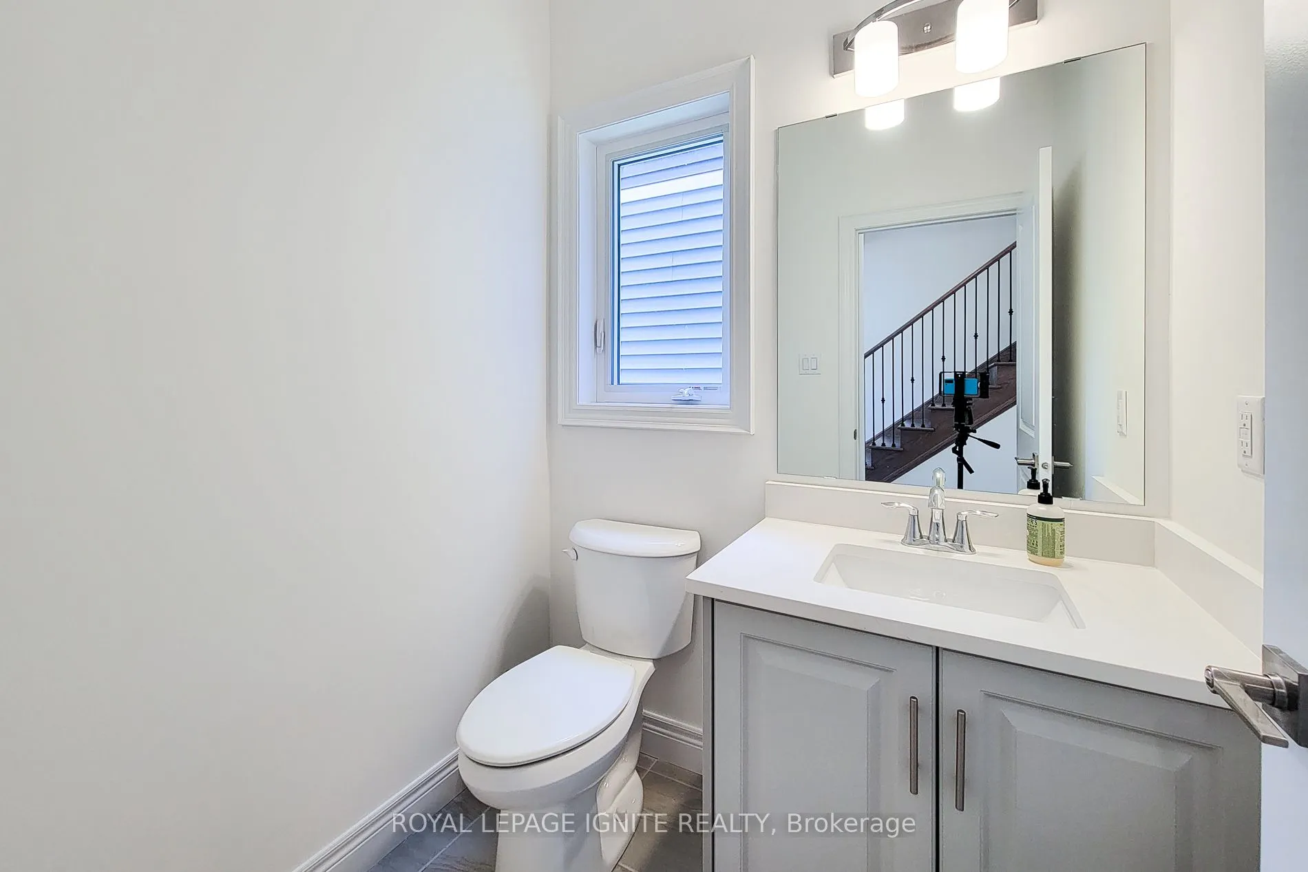 54 Beach Walk Crescent