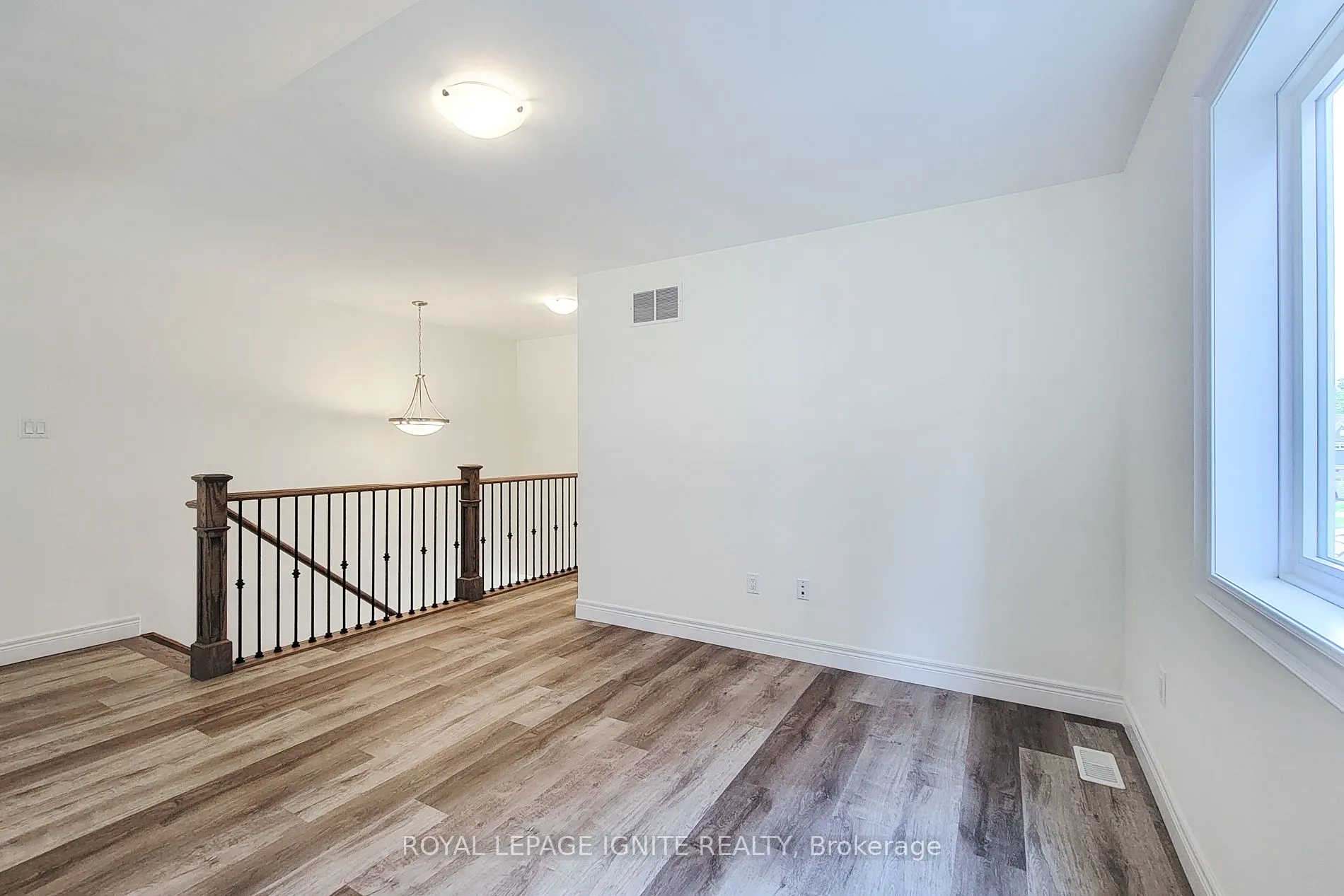 54 Beach Walk Crescent