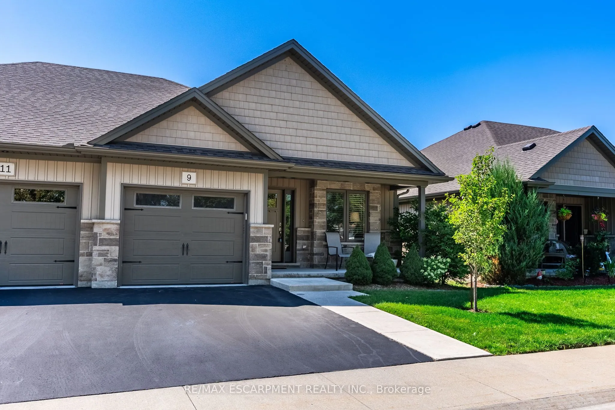 9 Richard Crescent