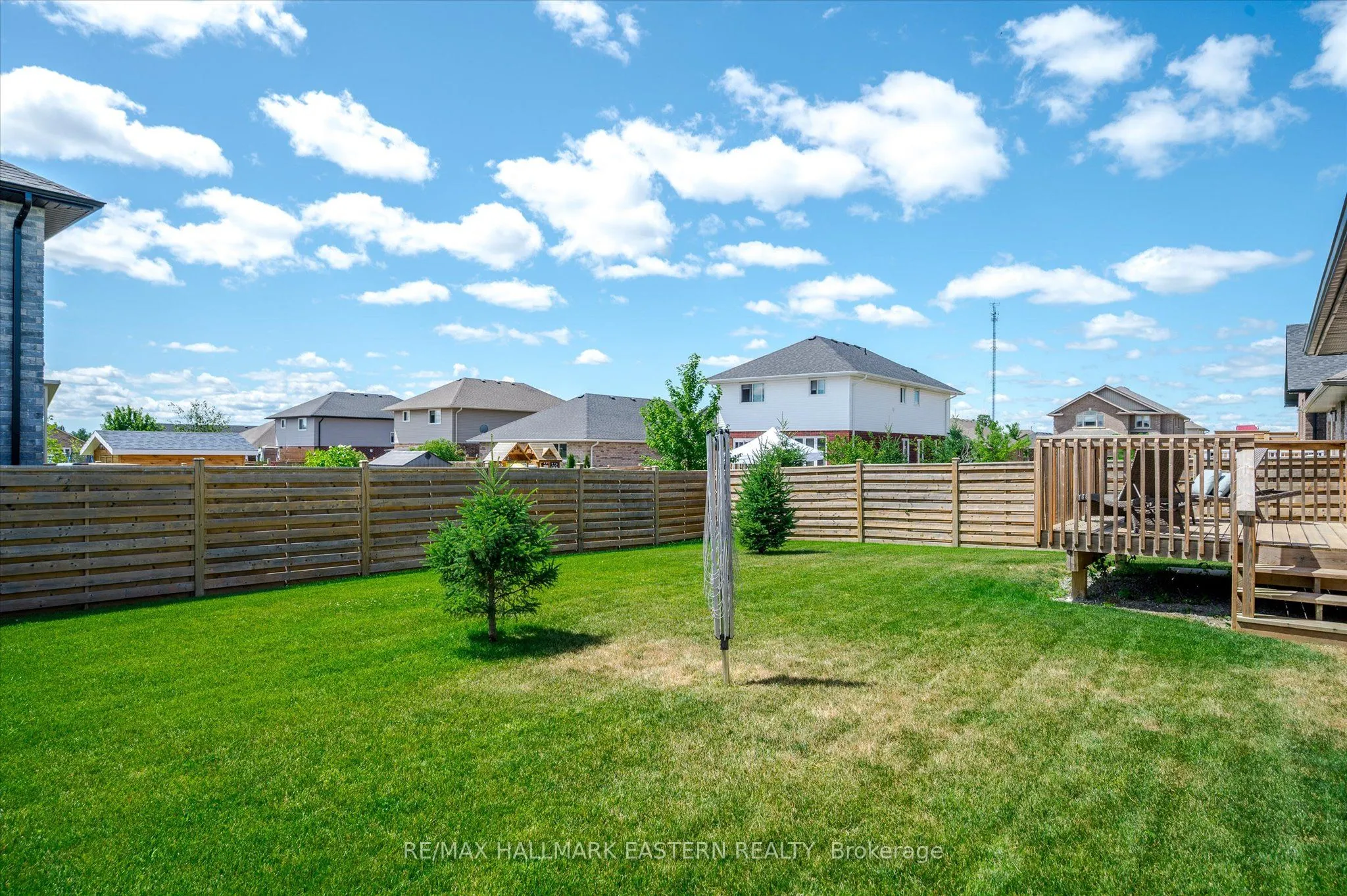 82 Darrell Drain Crescent